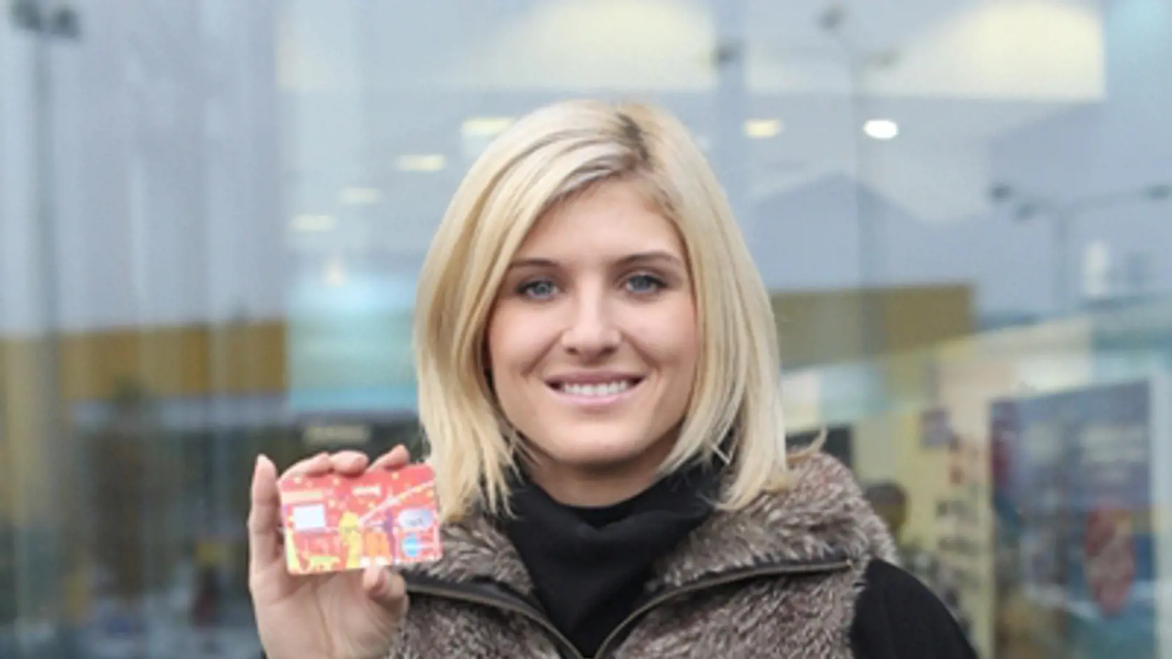 Roberta (23):
Výhoda
bratislavskej
mestskej
karty
sa jej
pozdáva.
