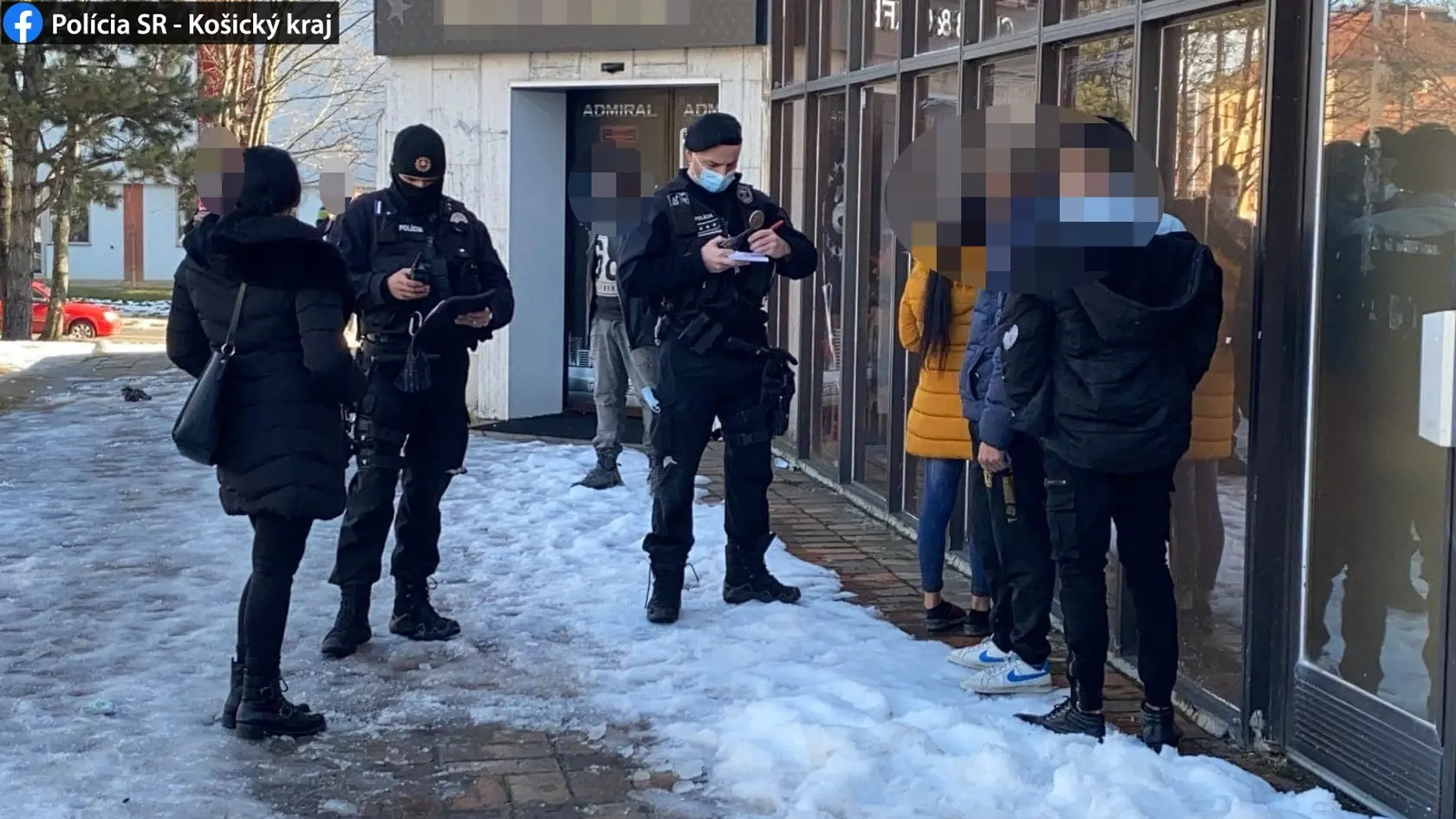 NA SPIŠI POLICAJTI ZISTILI PORUŠENIE PANDEMICKÝCH OPATRENÍ