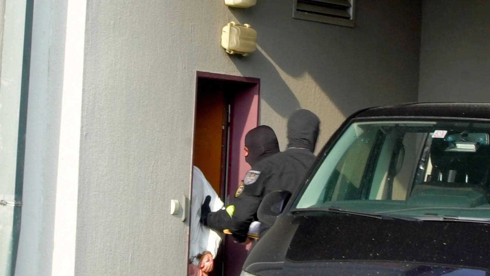 Na Špecializovanom trestnom súde sa rozhoduje o väzbe pre muža, ktorý brutálnym spôsobom zavraždil mamu dvoch detí.