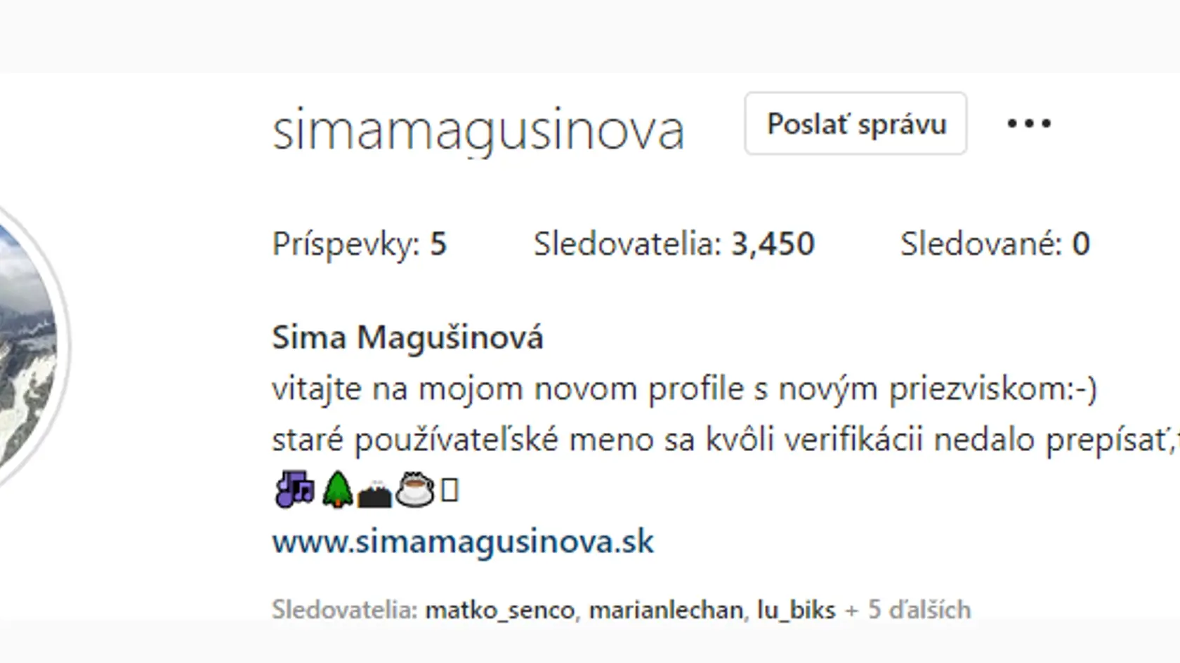 Sima sa rozhodla pre radikálny krok a starý účet, kde mala niekoľko desiatok tisíc followerov jednoducho bez zaváhania zrušila. "Vitajte na mojom novom profile s novým priezviskom. Staré používateľské meno sa kvôli verifikácii nedalo prepísať, tak som účet zrušila," píše Sima Magušinová v popise nového profilu na Instagrame. Boli by ste ochotná urobiť takýto krok aj vy?
