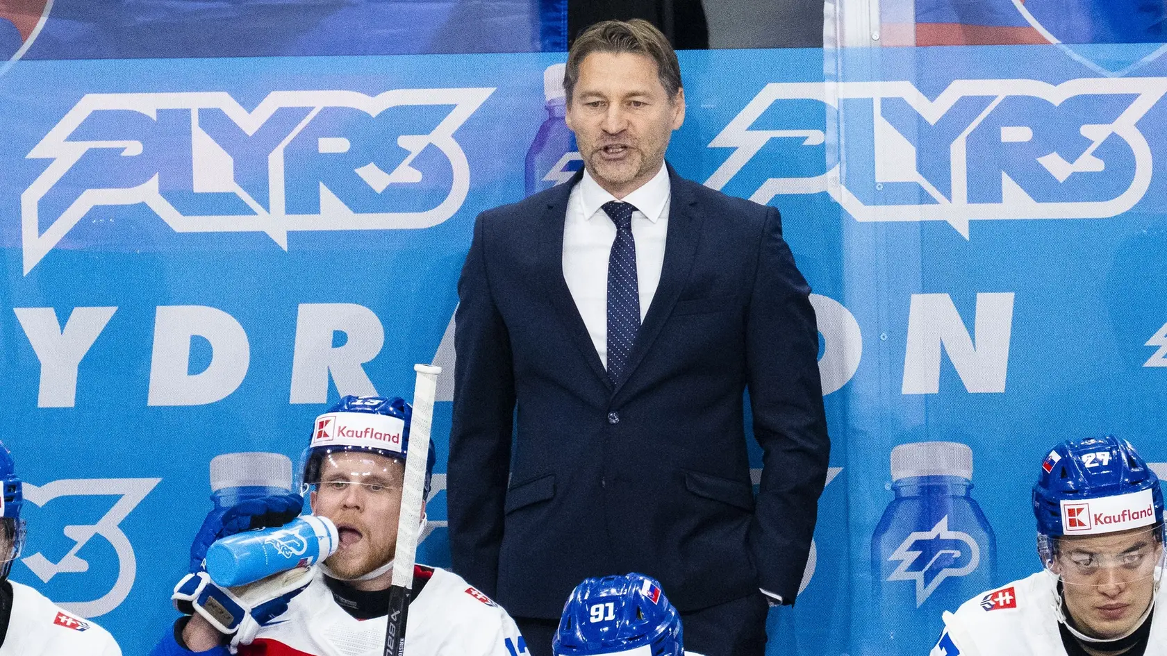 Na snímke tréner slovenske hokejovej reprezentácie Vladimír Országh.