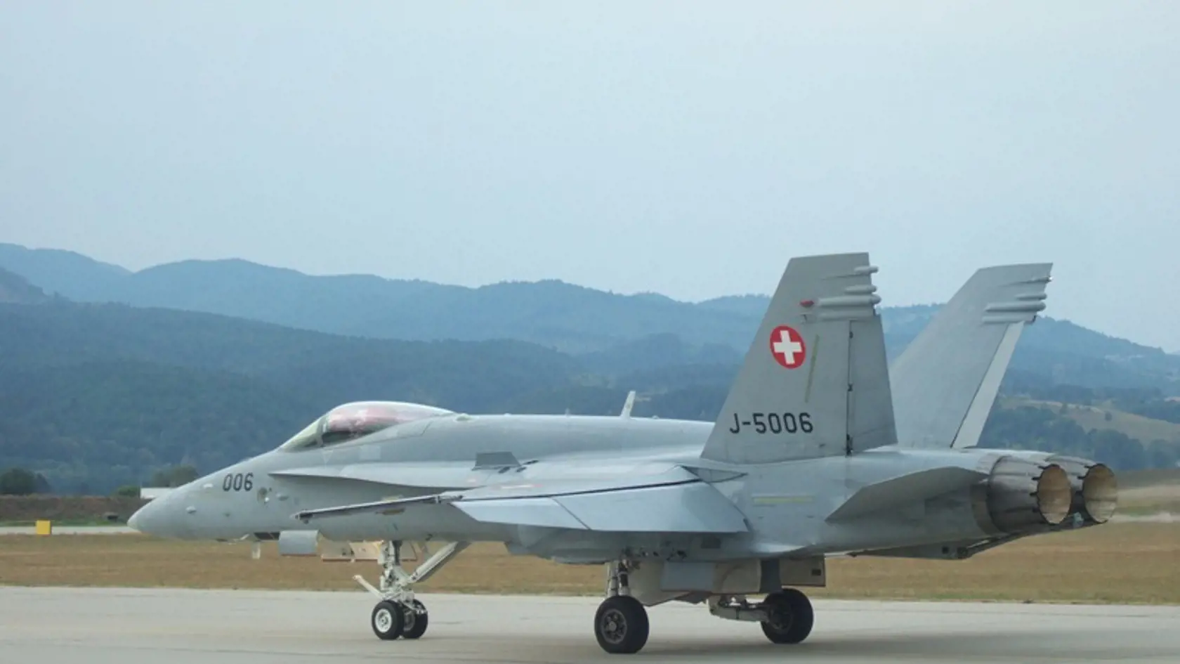 F-18: Dych vyrážajúce kúsky stvárala už v piatok pri generálke.