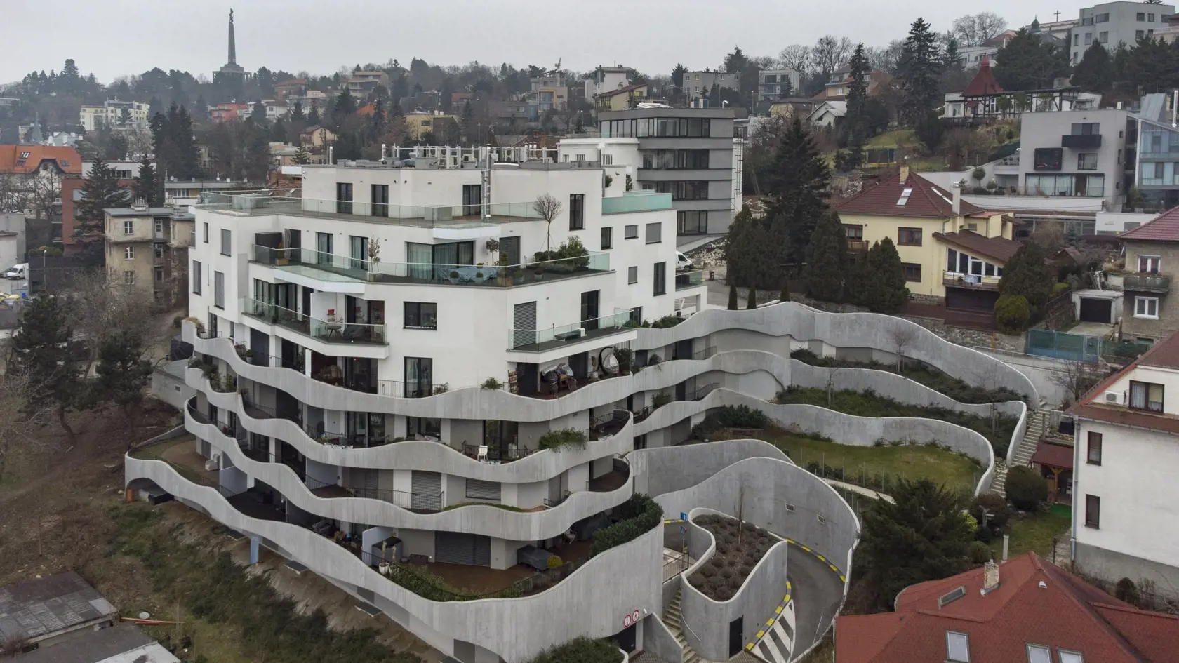Na snímke je bytový komplex Sokolská residence v Bratislave, kde aktuálne býva expremiér Robert Fico.
