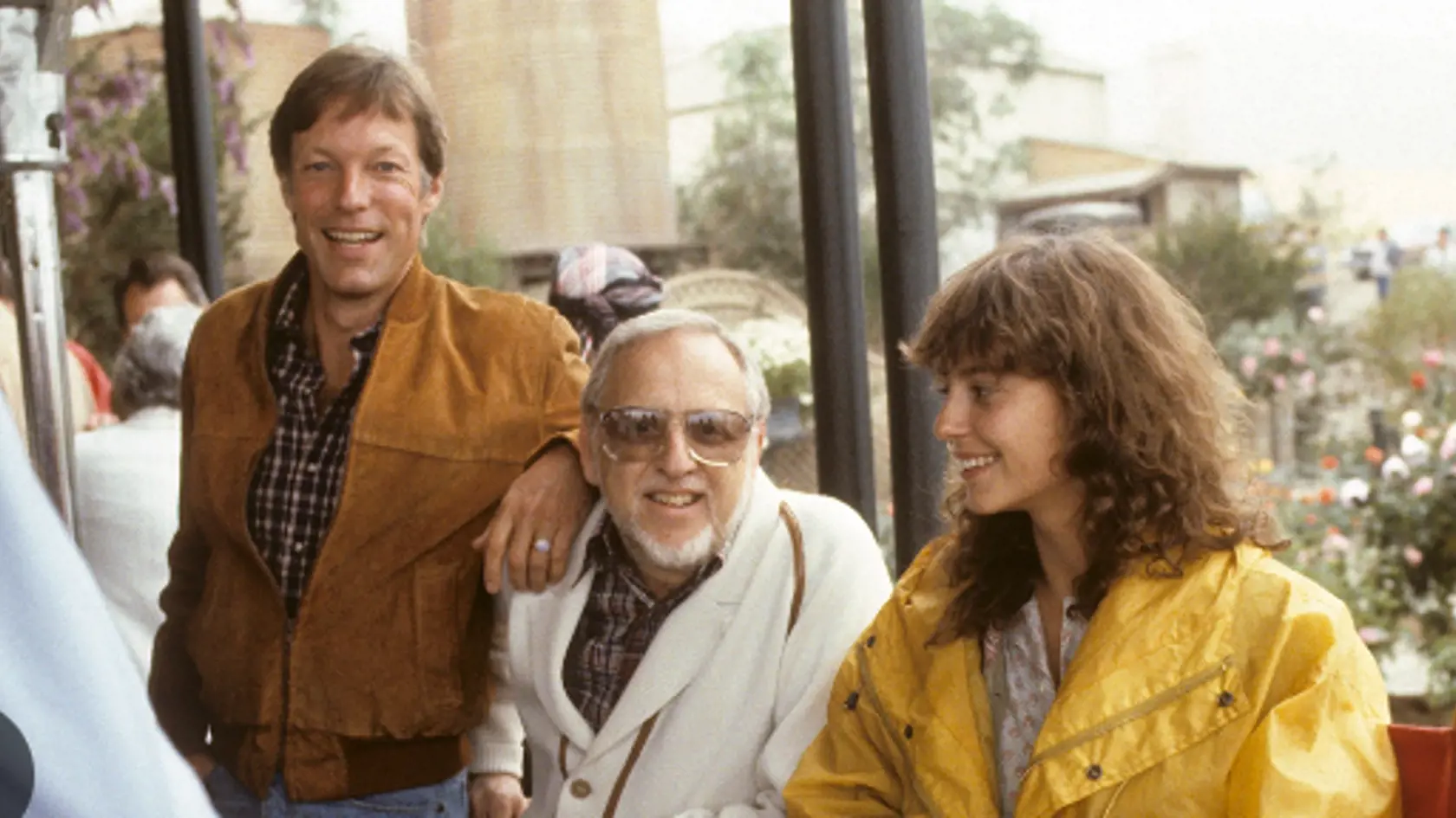 Archívna fotografia zo zákulisia nakrúcania dnes už ikonického seriálu. Na snímke Richard Chamberlain a Rachel Ward.