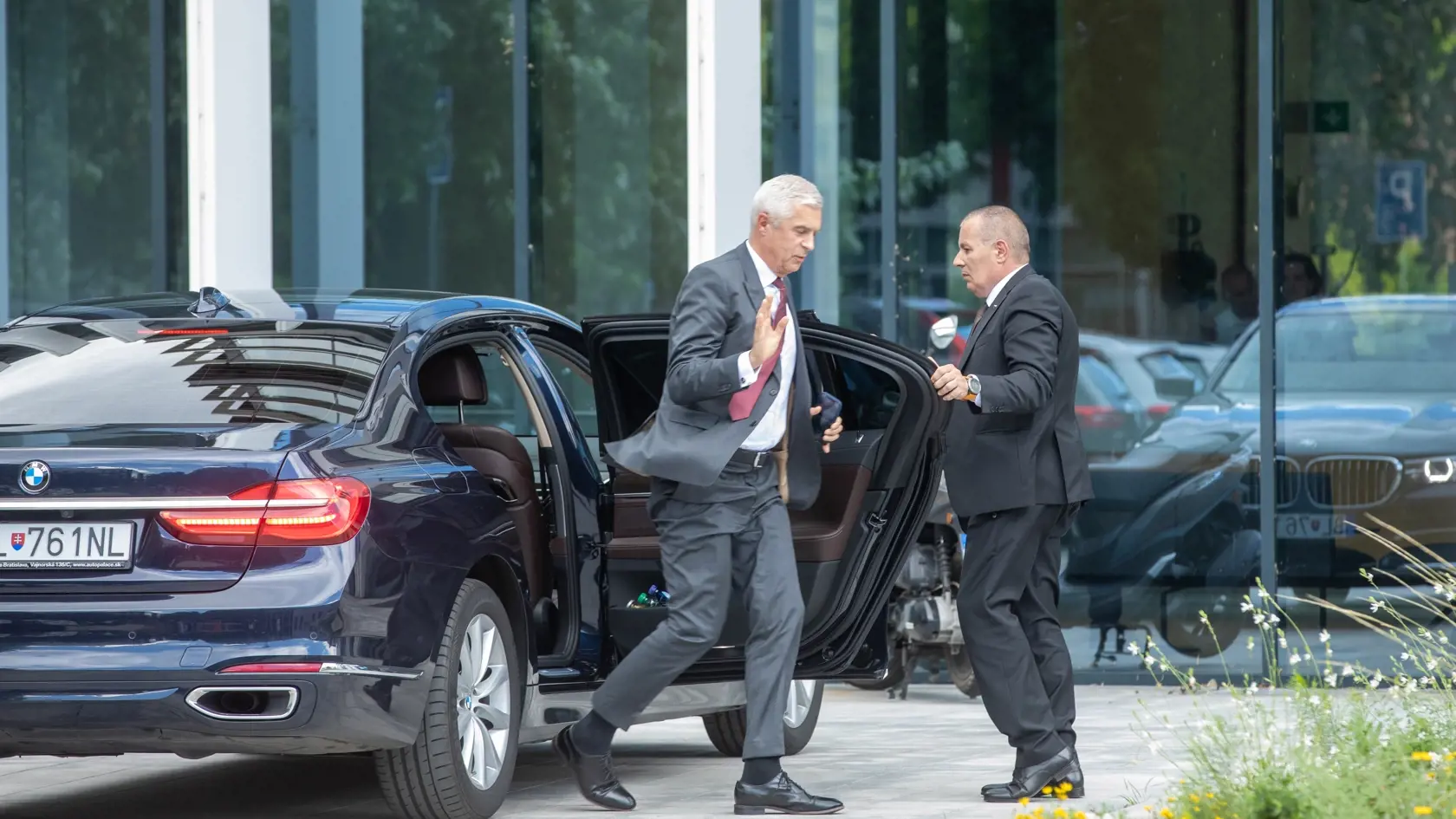 Na snímke je  minister zahraničných vecí a európskych záležitostí SR Ivan Korčok, pri príchode na mimoriadnu republikovú radu SaS.
