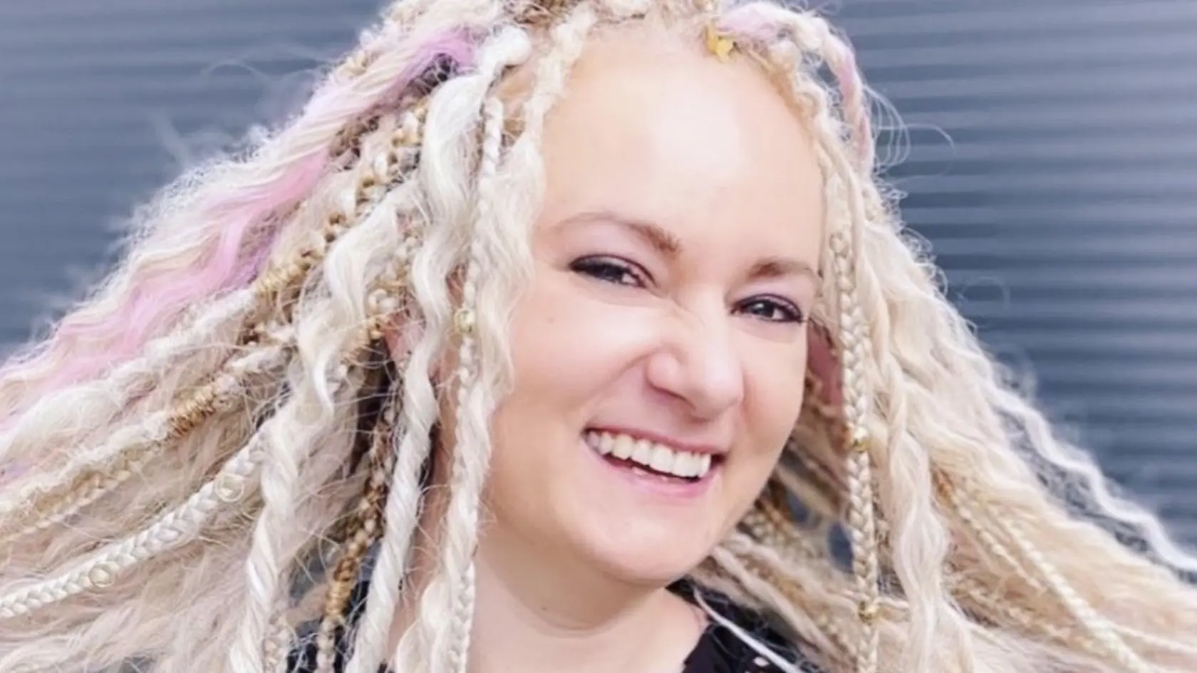 Aj Tatiana ohľadom vrkočov na hlave rada experimentuje.