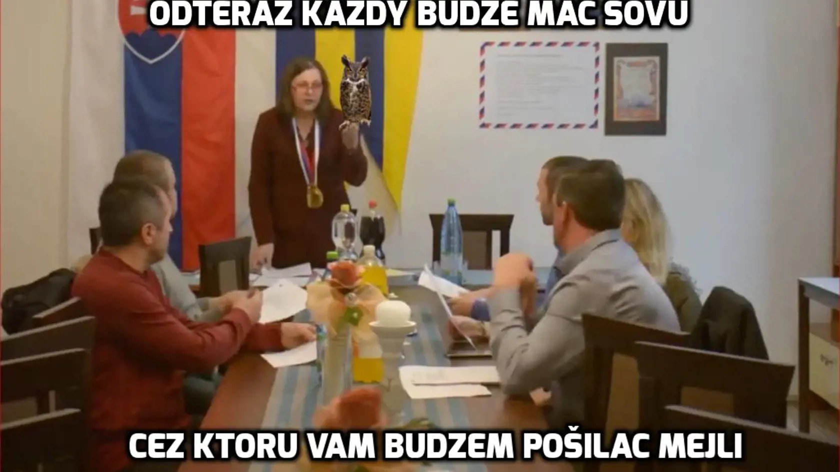 Vtipkári nezaháľali.