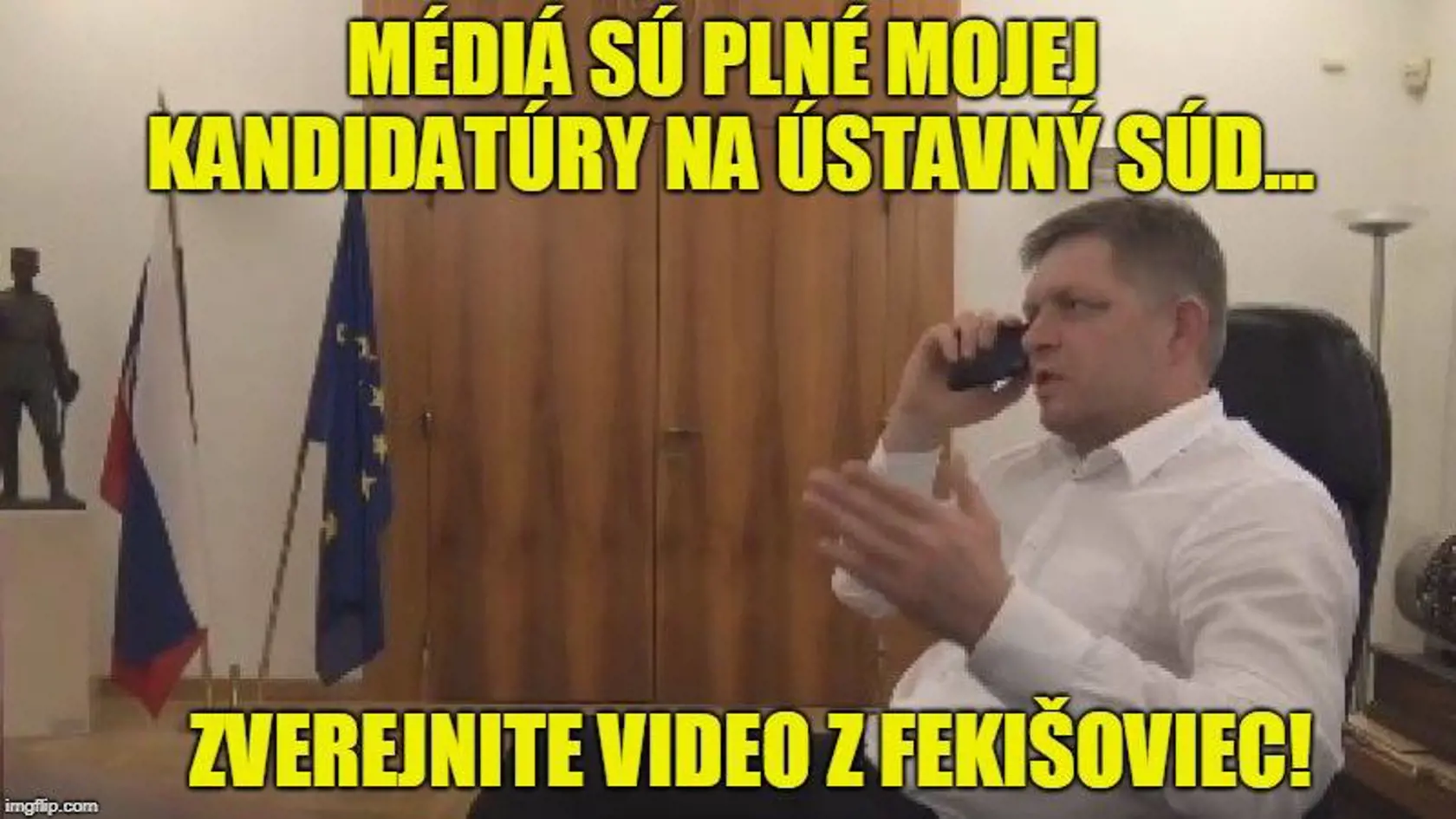 Vtipkári nezaháľali.