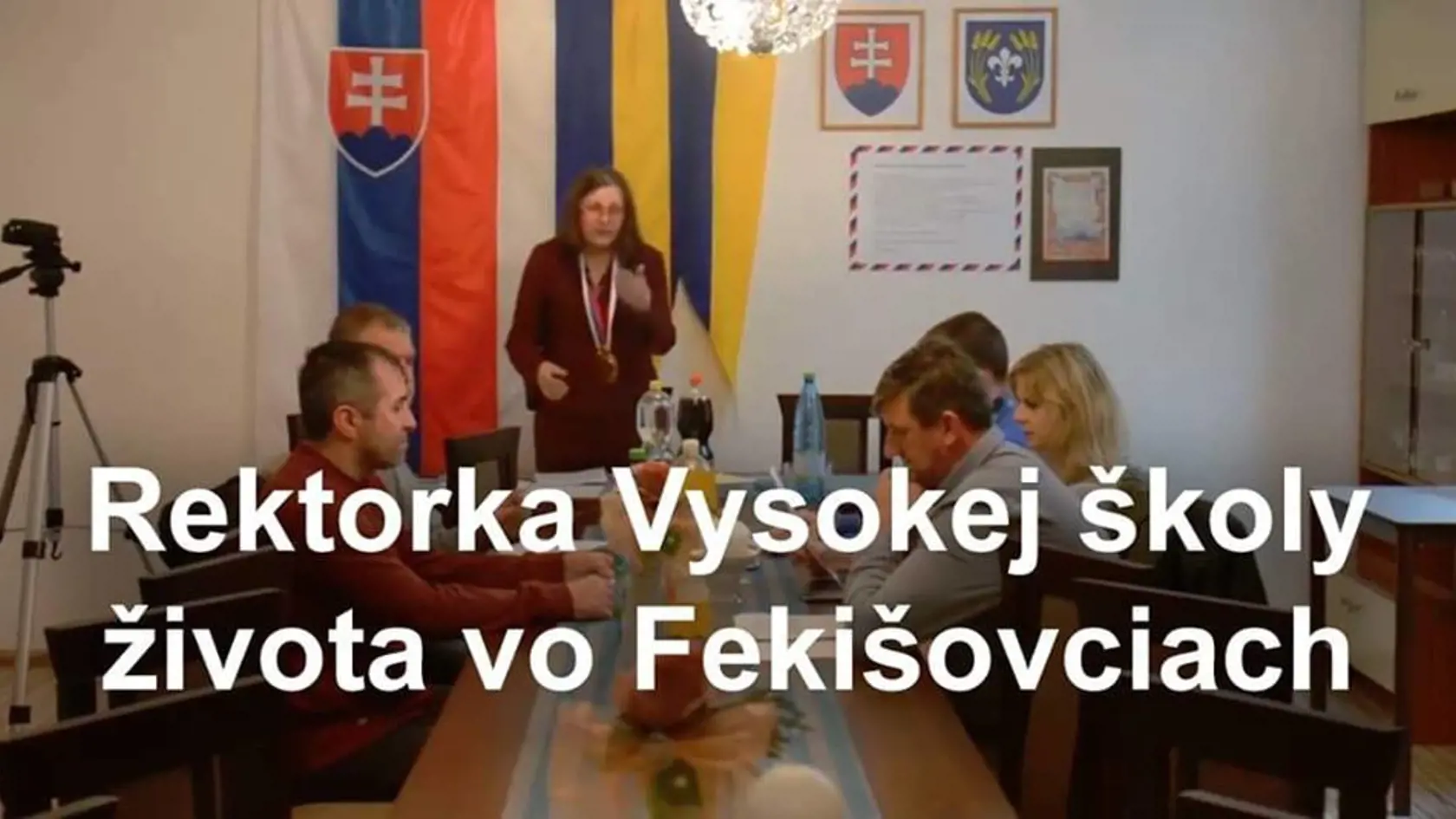 Vtipkári nezaháľali.