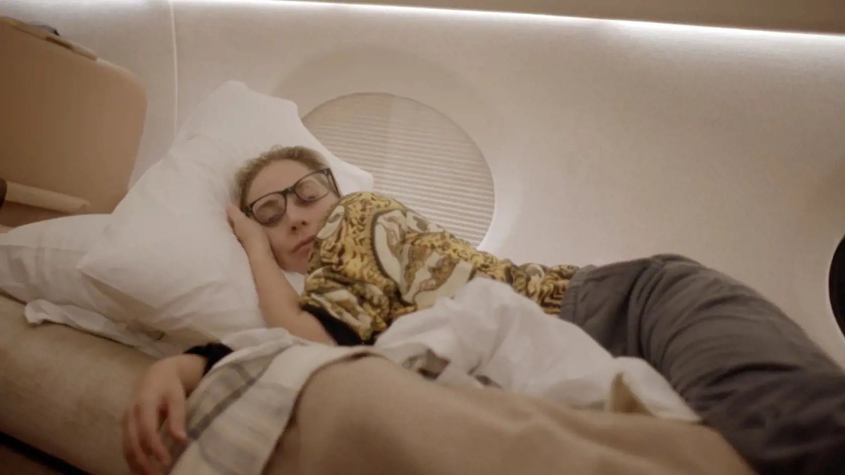 Ferrari Press Agency    Ref 8397	  Gaga 1		 07/09/2017 See Ferrari text  Picture must credit : Netflix   Lady Gaga gives fans a vulnerable glimpse into her everyday life in the latest emotional teaser of her new fly-on-the-wall TV documentary.She is seen battling intense chronic pain in hospital as well as meeting fans and recording in the studio.The 31-year-old star  also shows off her determined side as she vows to 'fight like f**king hell' in the film, titled Gaga: Five Foot Two , which was f