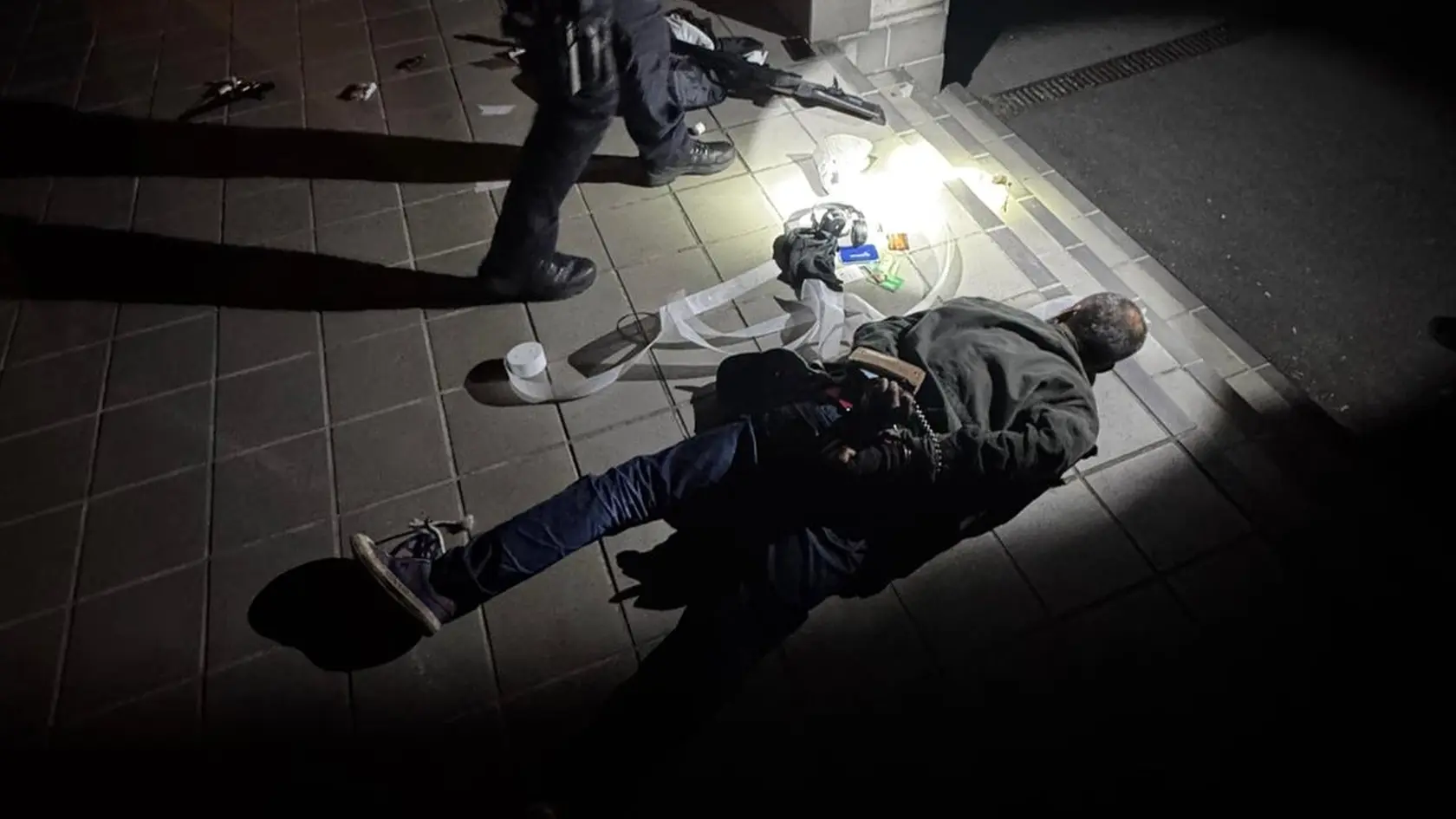 Muža, ktorý ohrozoval Seničanov zadržali policajti.
