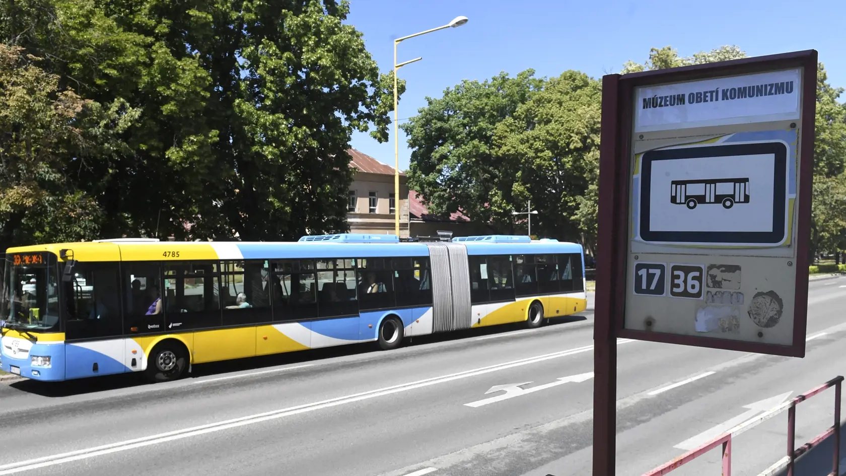 Cestujúci košickou mestskou hromadnou dopravou si od júna tohto roka priplatia.