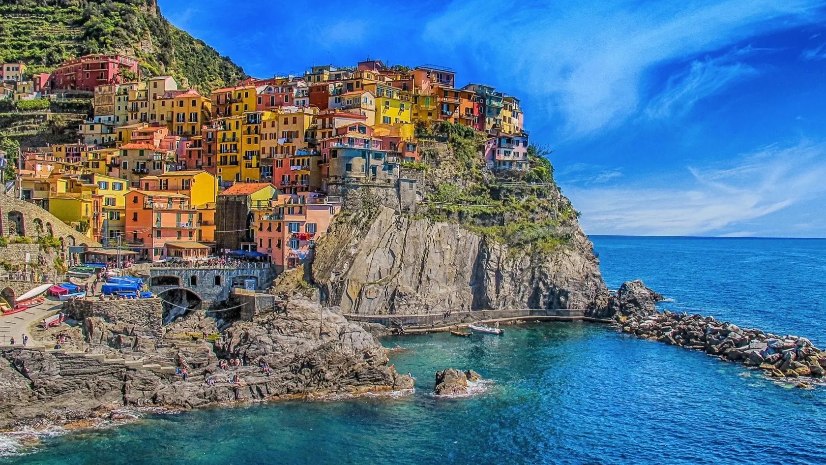 Mestečko MANAROLA patrí k talianskym skvostom.
