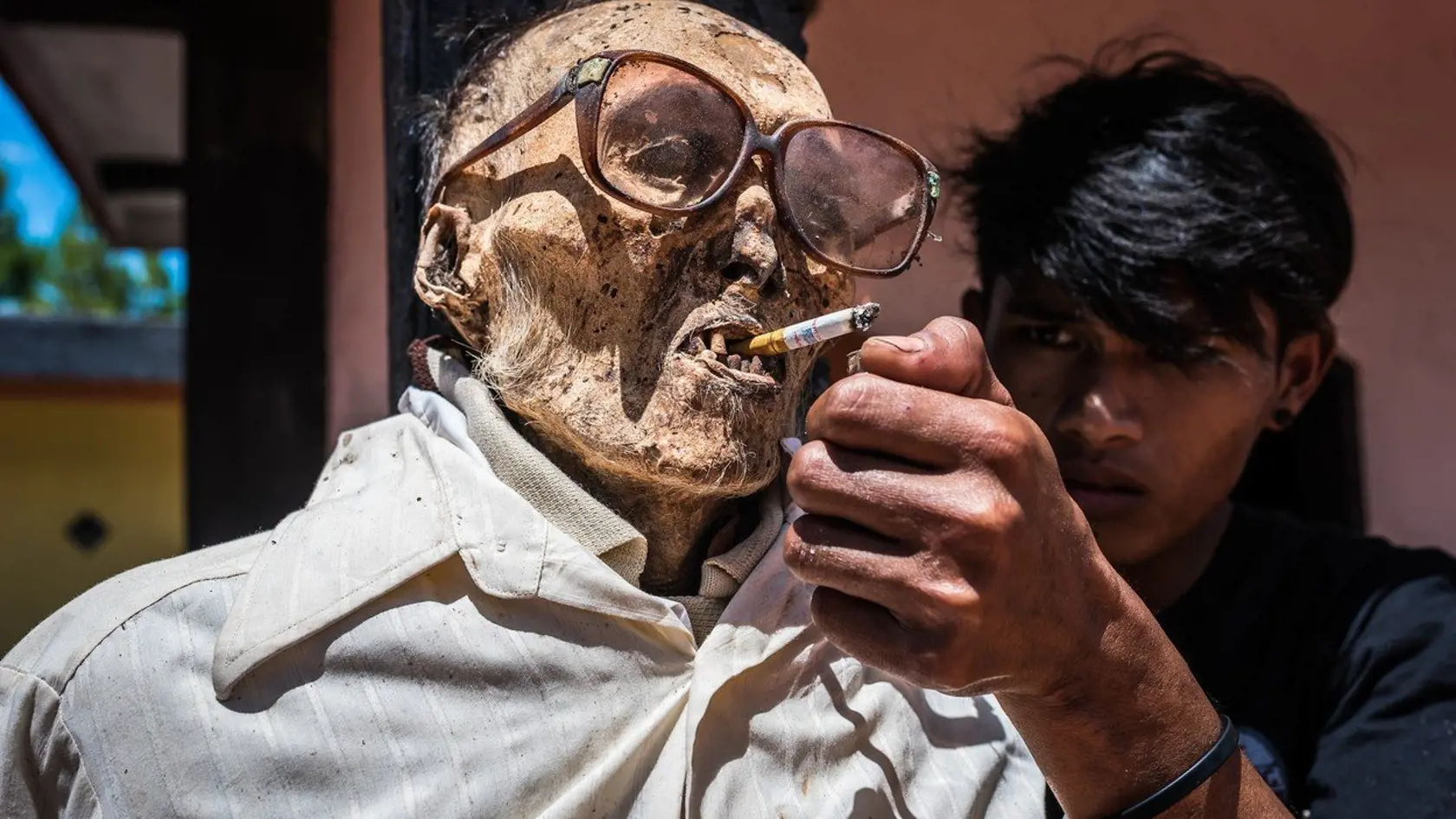 *** GETTY OUT ***    CLAUDIO SIEBER tells his story through the lens as he captures these incredible photos with The Toraja People, an ethnic group indigenous to the mountainous region of Tana Toraja.    MA'NENE which translates as THE CEREMONY OF CLEANING OF CORPSE  has been practised for more than a century and takes place in TORJA, SOUTH SULAWESI REGION of INDONESIA.    Funeral ceremonies are incredibly important to the Tarajans and are often held weeks, months, or even years after the death 