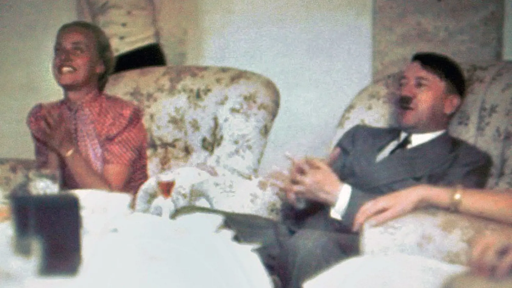 Inga Leyová bola ženou šéfa Nemeckého pracovného frontu Roberta Leya. Hitler ju často navštevoval, bol do nej zamilovaný.