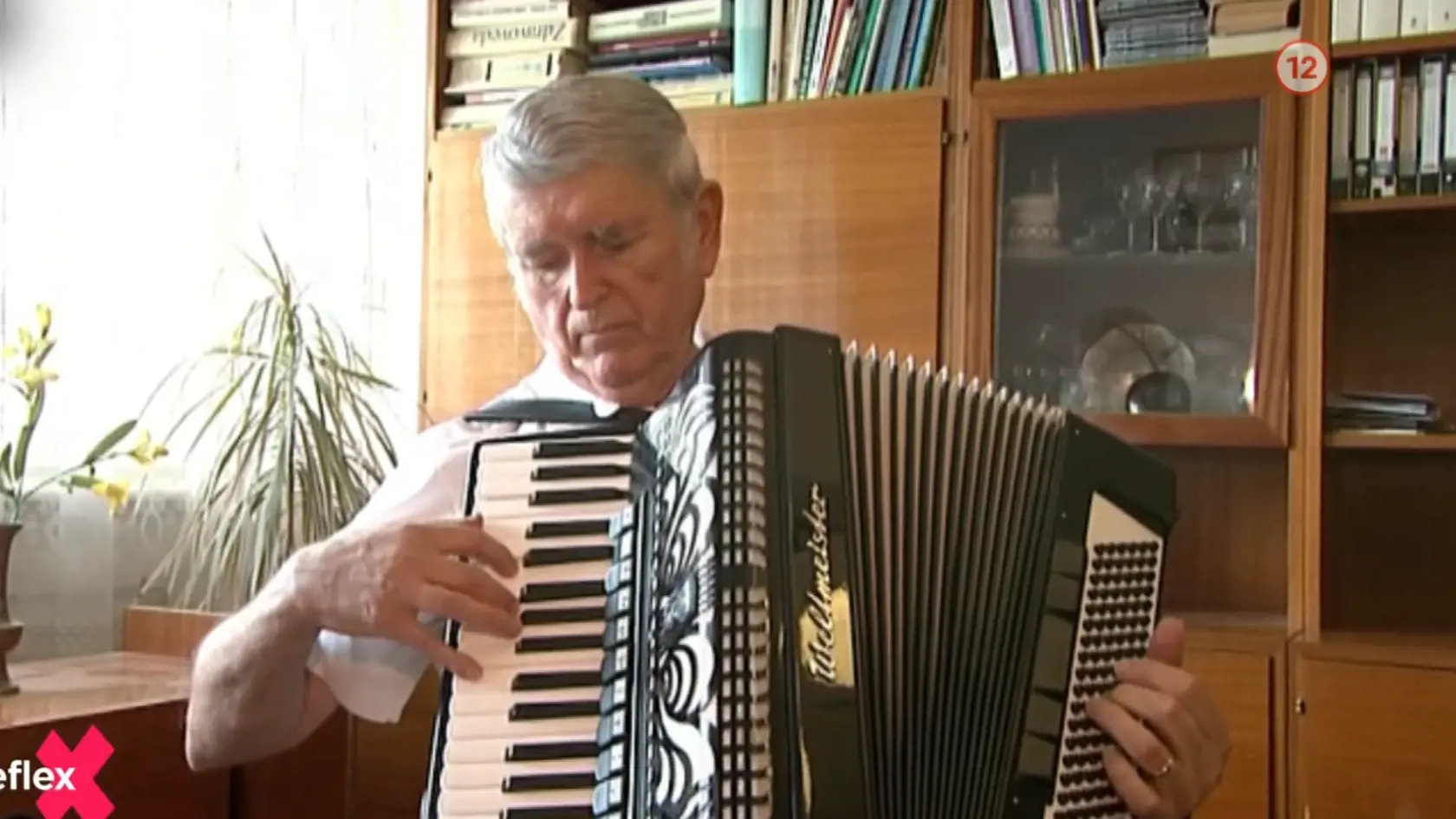 Meteorológ Jozef Iľko v relácii Reflex ukázal svoje bývanie.