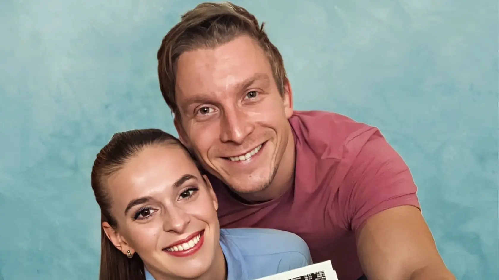 Herec Juraj Bača bude otcom.