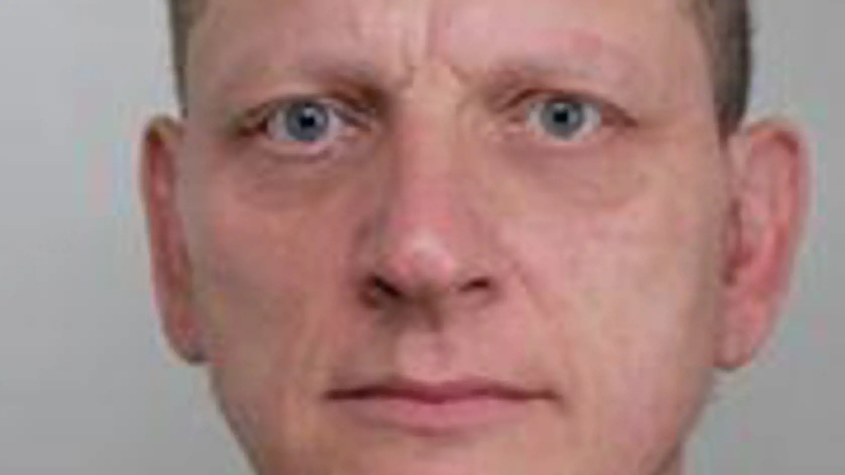 Polícia žiada verejnosť o pomoc pri pátraní po nezvestnom 46-ročnom Stanislavovi Birošovi z Hornej Súče v Trenčianskom okrese. Informovala o tom trenčianska krajská policajná hovorkyňa Ingrid Krajčíková. Nezvestného naposledy videli v mieste trvalého pobytu v utorok (28. 1.) dopoludnia. Odvtedy nepodal o sebe žiadne správy a jeho súčasný pobyt nie je známy. Na snímke nezvestný Stanislav Biroš. FOTO TASR - KR PZ v Trenčíne , 29. január 2025