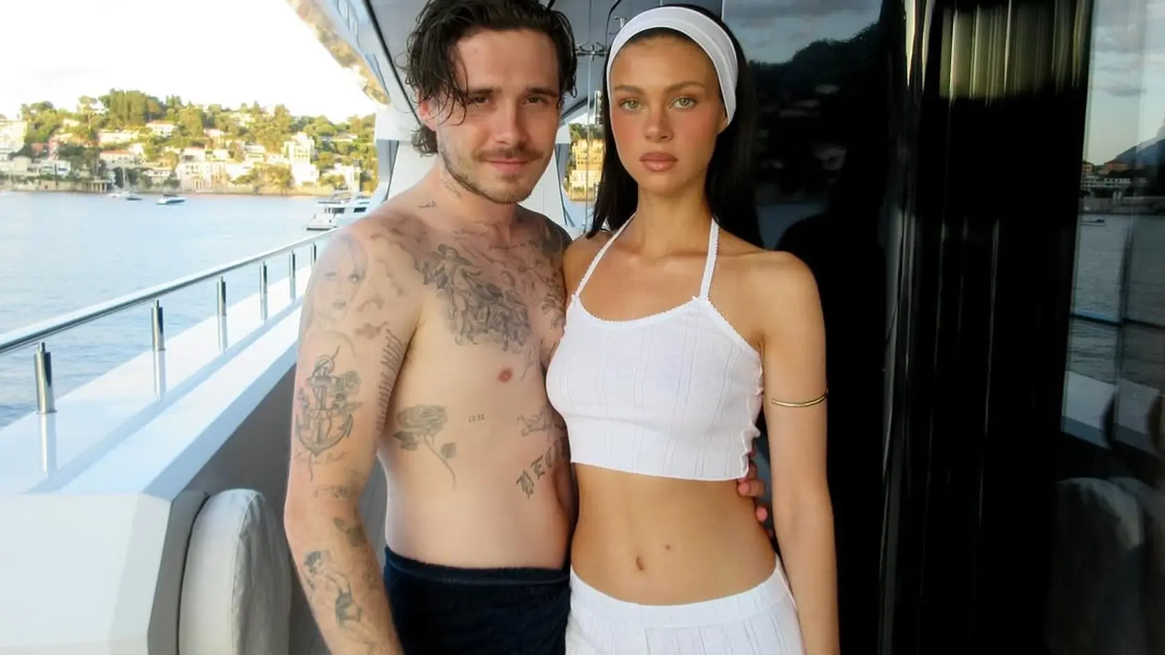 V čase, keď sa iné deti celebrít snažia preraziť vlastným talentom, Brooklyn si postavil kariéru na fotení manželky...