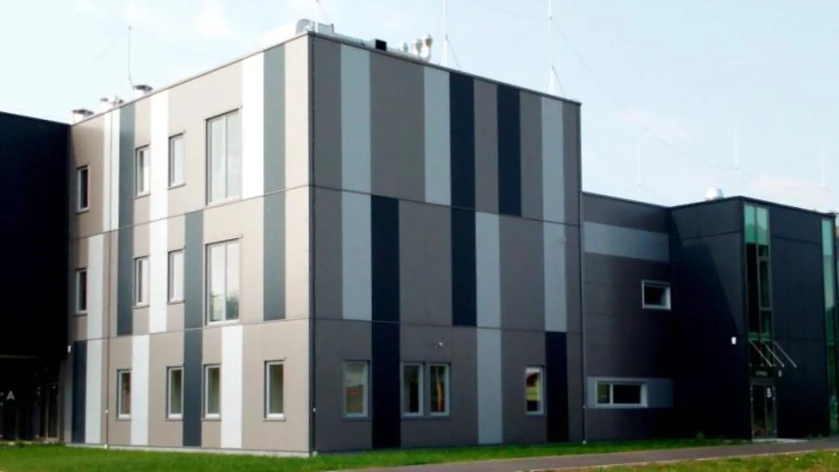 Biotechnologické laborátoriá SAV v Šarišských Michaľanoch. Za prísnej čistoty tu testujú vakcíny či liečivá.