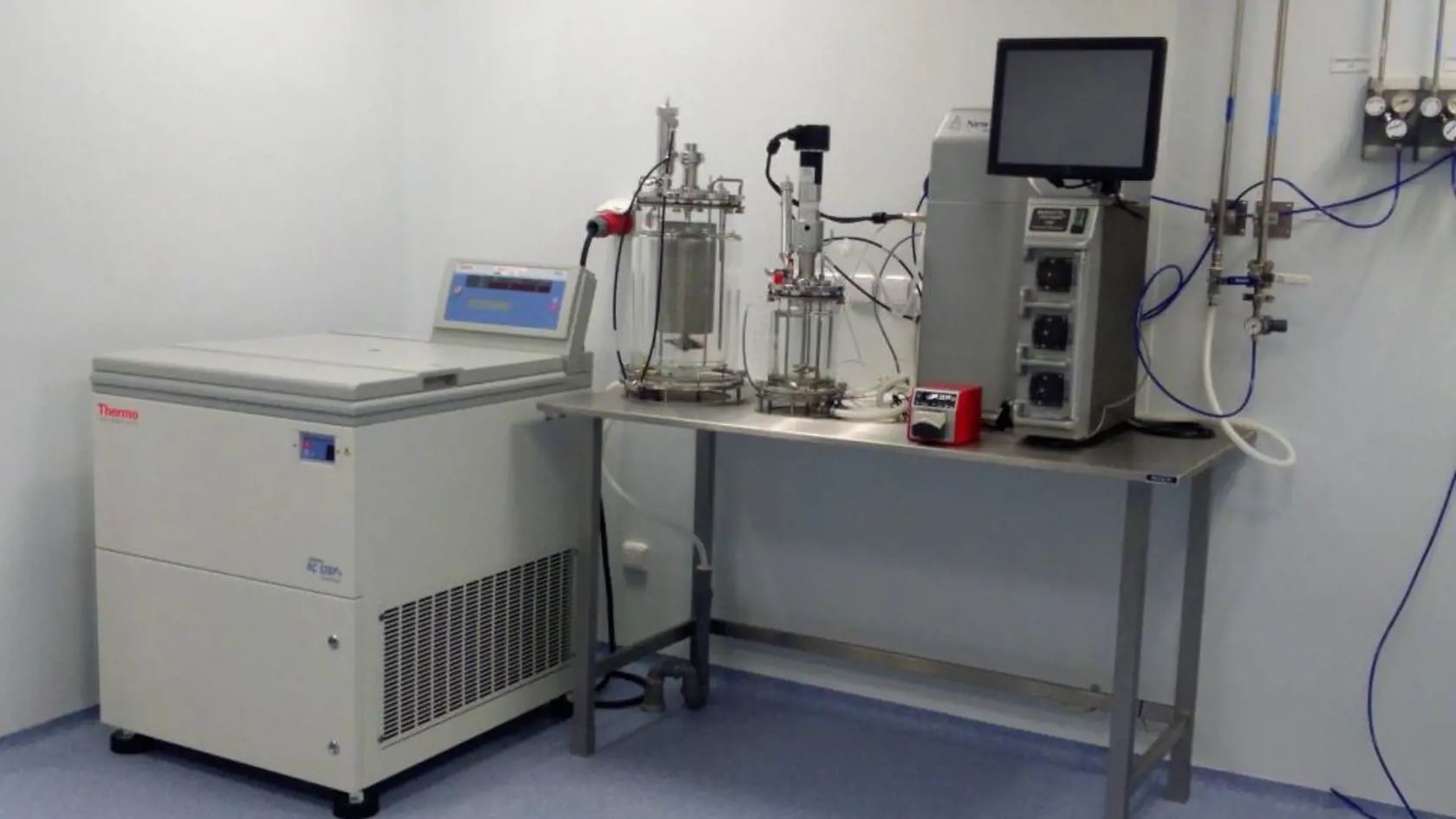 Biotechnologické laborátoriá SAV v Šarišských Michaľanoch. Za prísnej čistoty tu testujú  vakcíny či liečivá.