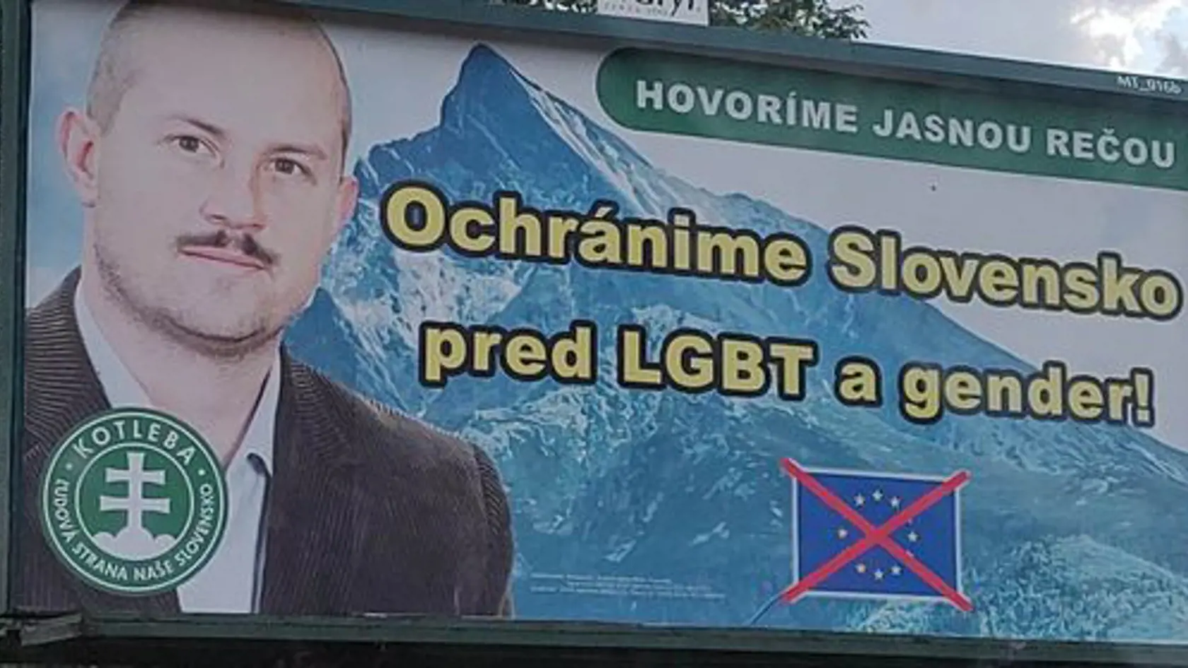 Sporný bilboard strany Mariána Kotlebu.