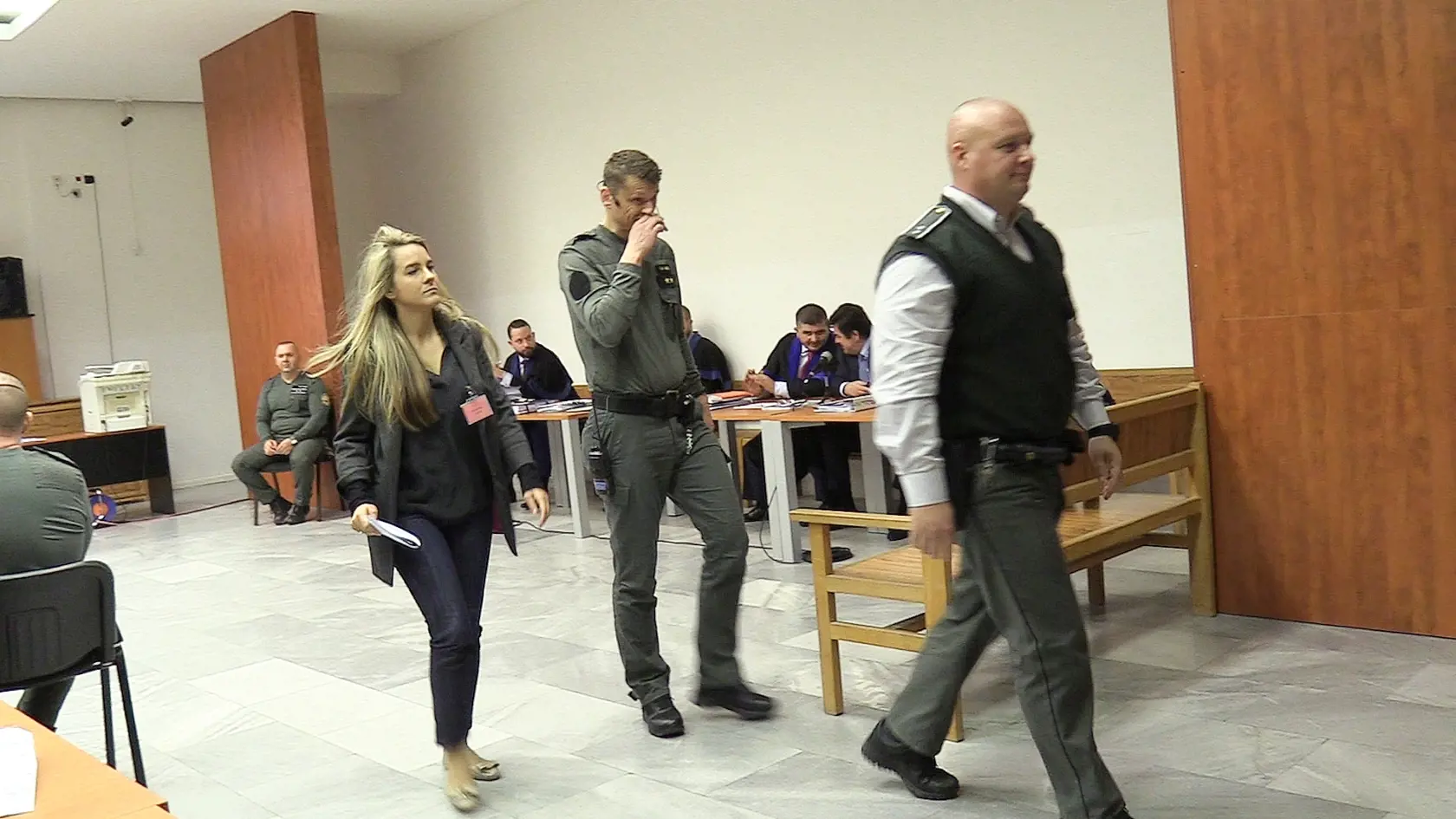Pojednávanie v kauze zmenky. Vypovedať prišla aj Kočnerova dcéra Karolína.