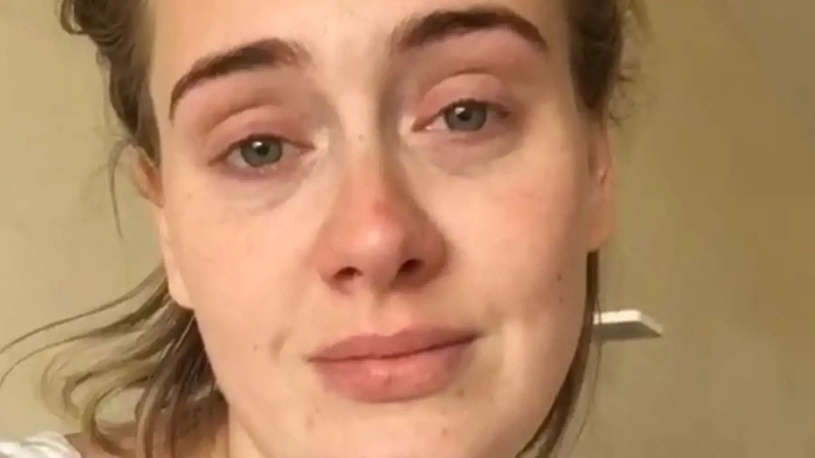 Speváčka Adele bez mejkapu.