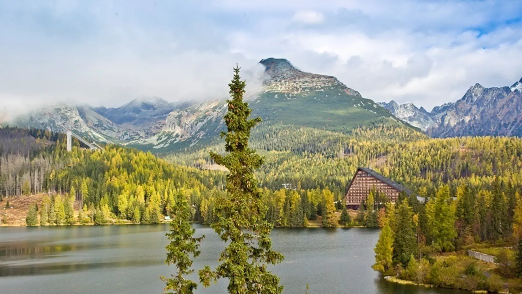 Tatry opäť vyčistia, skupiny potápačov prezrú tri jazerá.