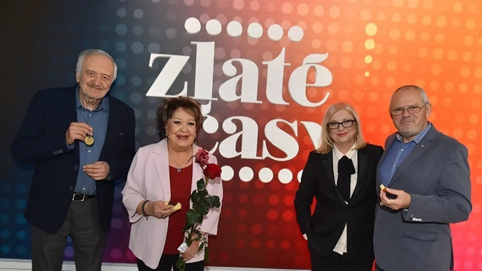 V Zlatých časoch sa objavila aj Jiřina Bohdalová a Milan Kňažko.