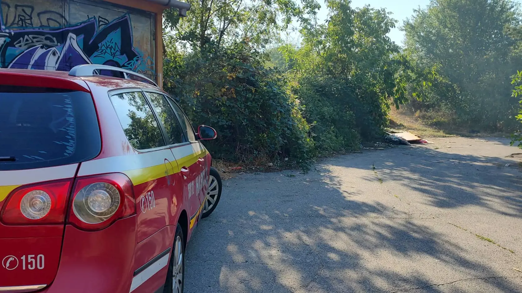 Bratislavskí hasiči sa snažia zlikvidovať požiar aj v mestskej časti Nové mesto.