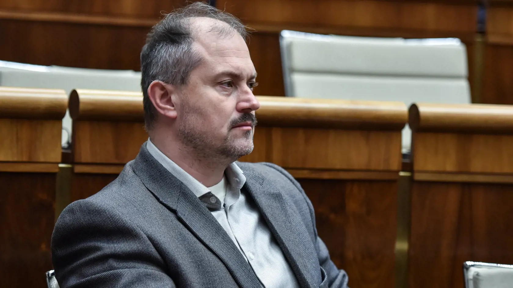 Na snímke poslanec NR SR Marian Kotleba (ĽSNS) počas 60. schôdze Národnej rady SR 16. marca 2022 v Bratislave. FOTO TASR - Pavol Zachar