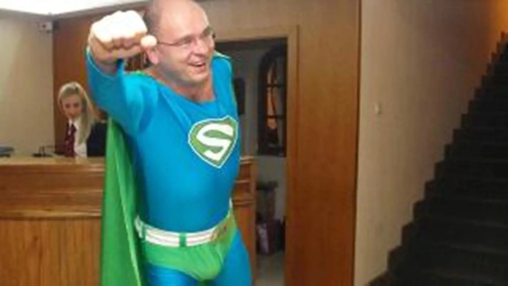 Richard Sulík v dnes už legendárnom kostýme supermana