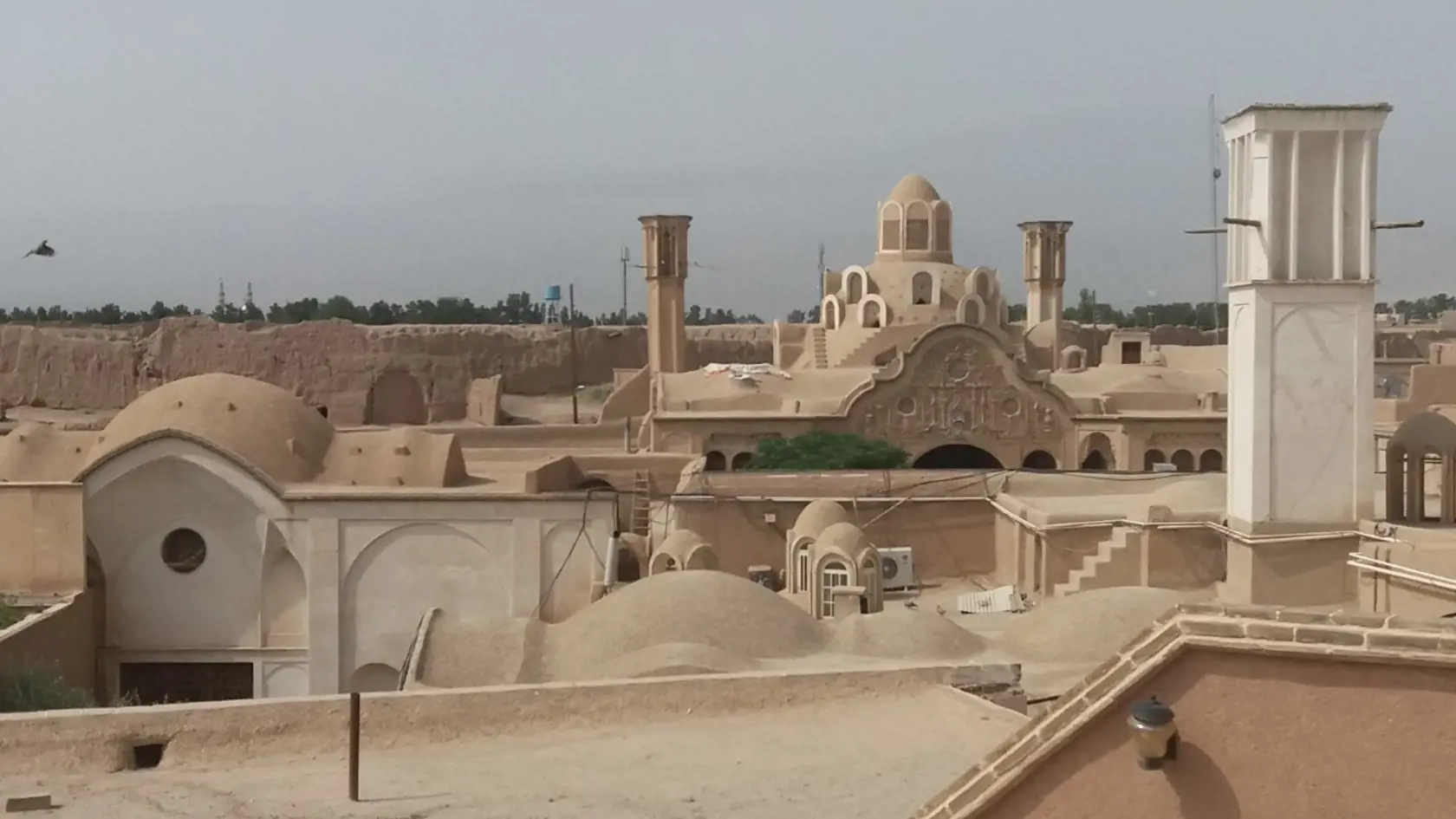 Mesto Kashan s typickou architektúrou.