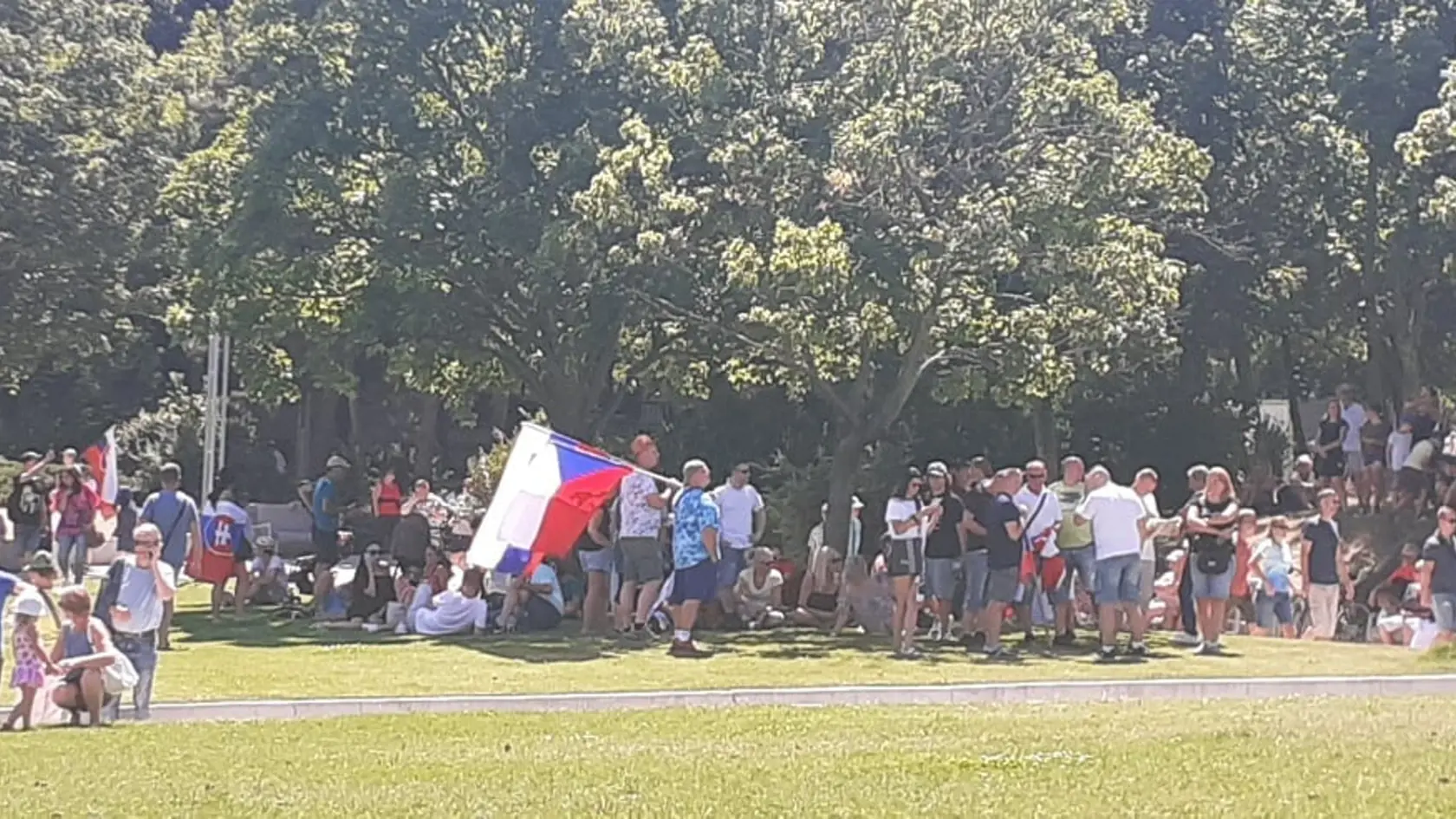 Krajníková vždy vyzývala ľudí, aby jej posielali raporty z  protestov.(archívne foto)