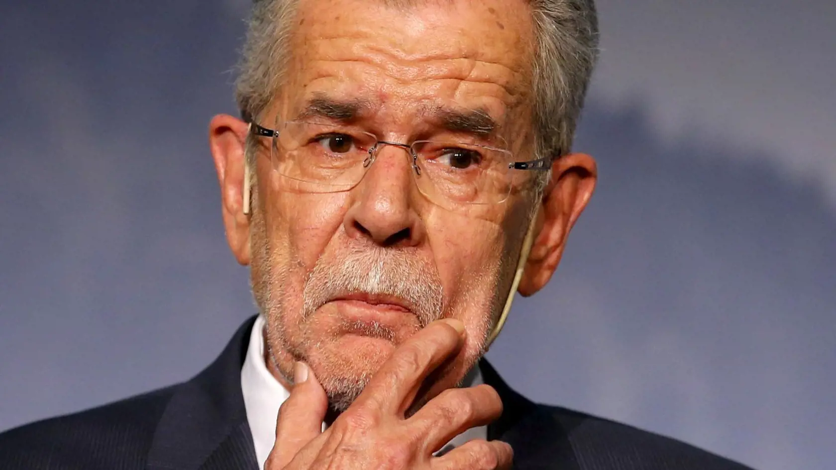 Alexander Van der Bellen vyhral v druhom kole prezidentských volieb konaných 22. mája.