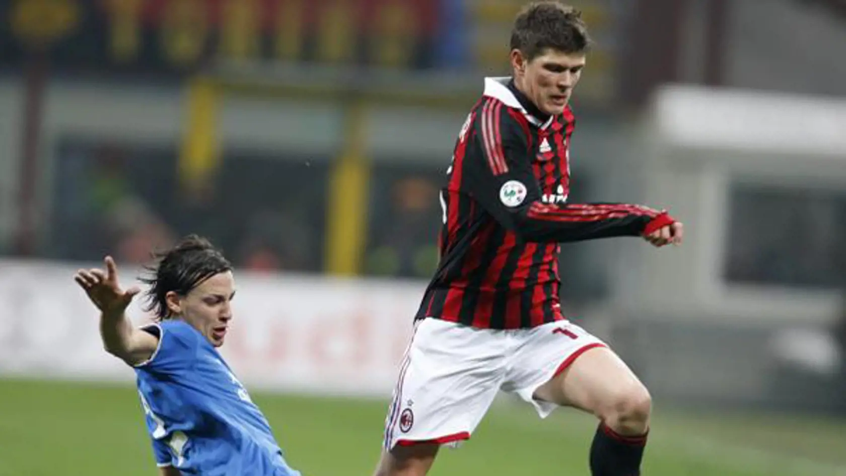 Forward AC Miláno Klaas-Jan Huntelaar