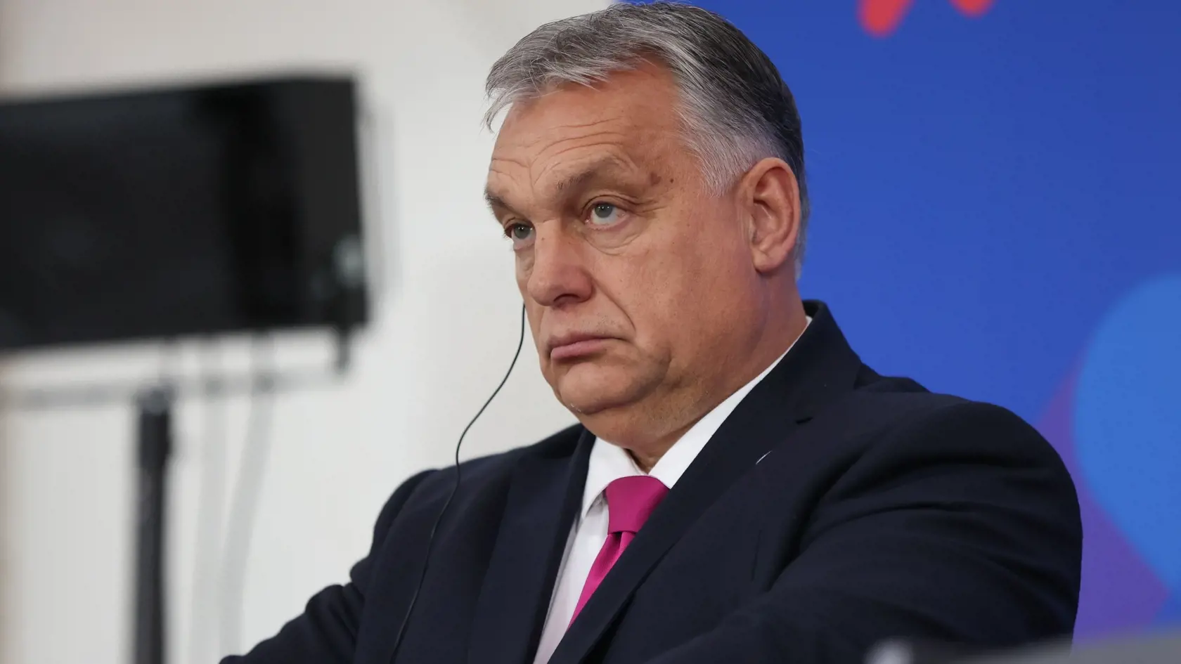 Tento krok sa priamo dotýka aj zastúpenia hlavného mesta v parlamente, kde bude Budapešť už zastupovať o dvoch poslancov menej.