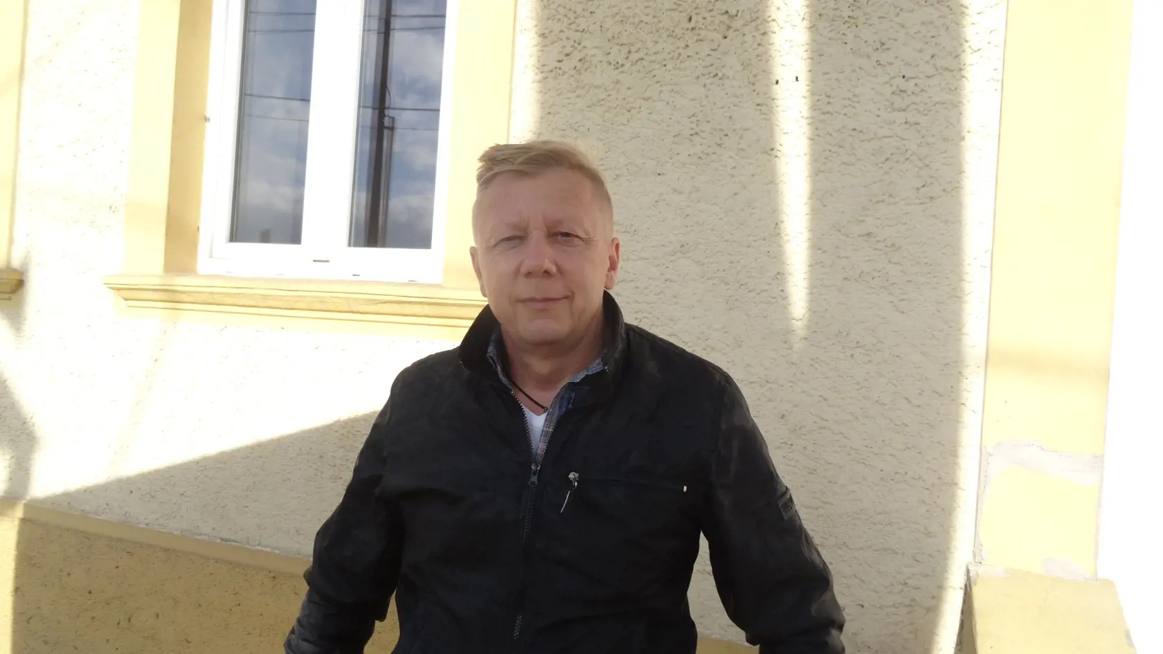 Prednosta Miloš Pacovský kritizuje správanie starostu a poslancov.