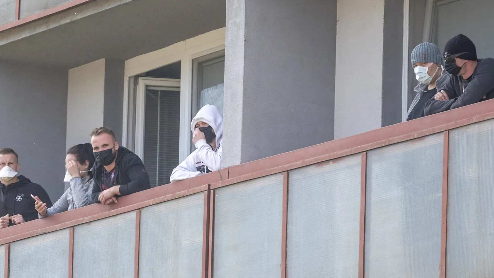 Mnohí na štátnu karanténu nadávali, no aj vďaka nej sme zvládli prvú vlnu.