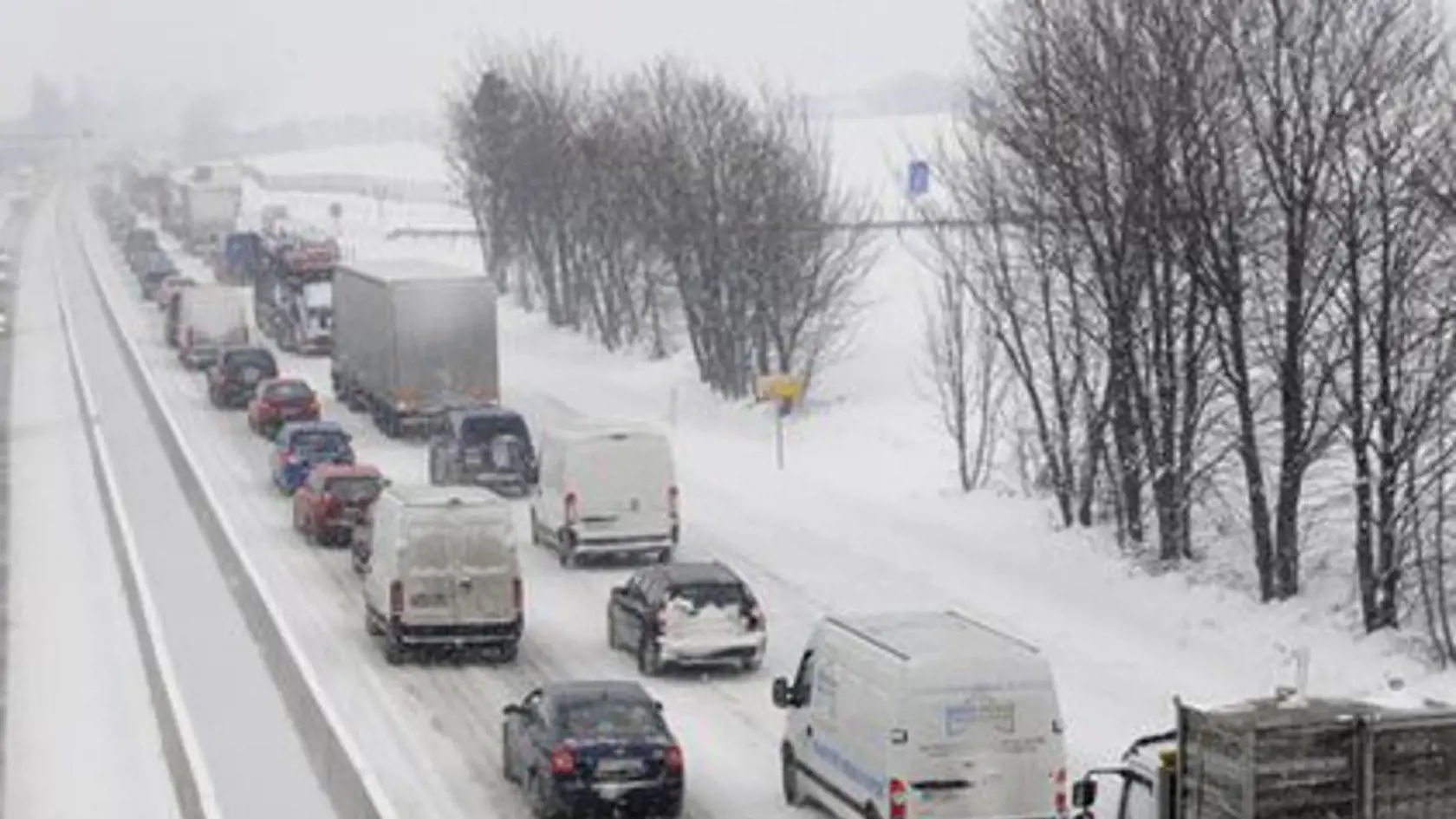 DIAĽNICE:
Ak sa predpovede
meteorológov
naplnia, celý víkend
budú vyzerať takto.