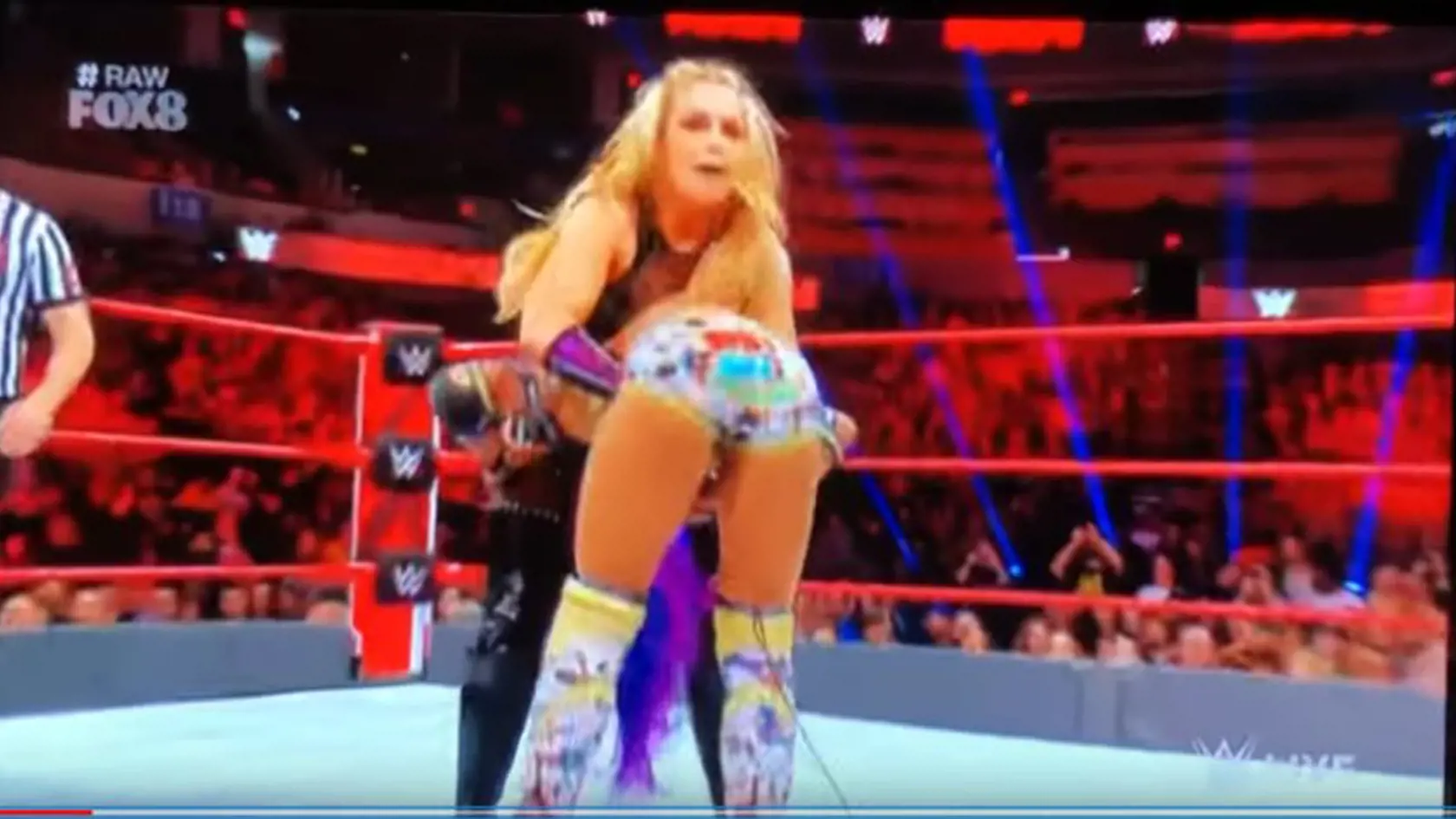 Po jednom z útokov jej súperky sa sexi Američanke prihodila nočná mora každej wrestlerky.