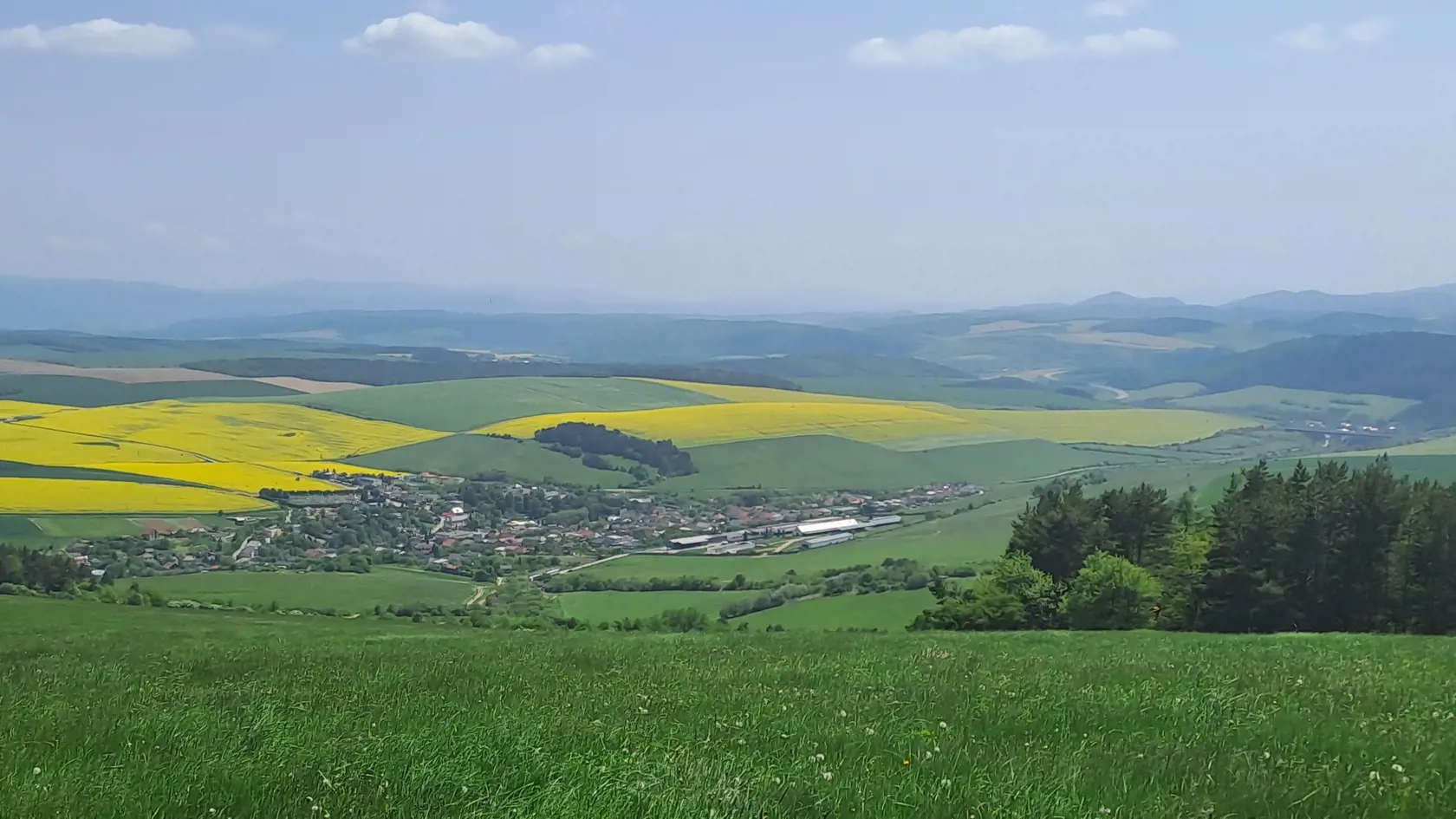 Vrch Mindžová a okolie