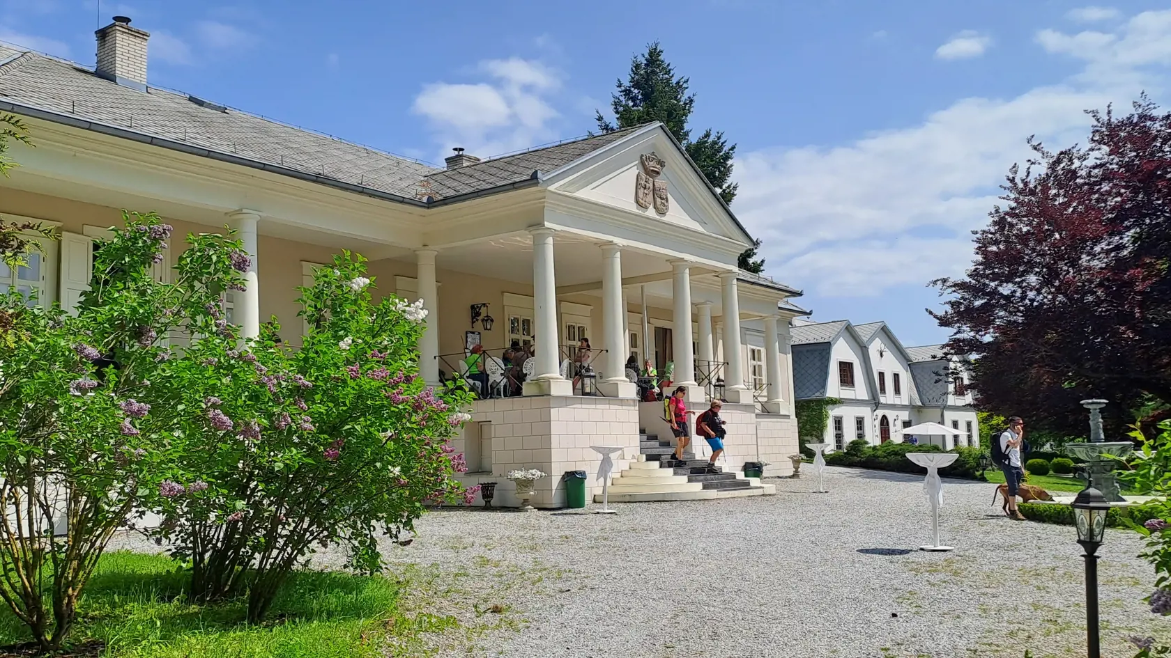 Kaštieľ Péchy v Hermanovciach