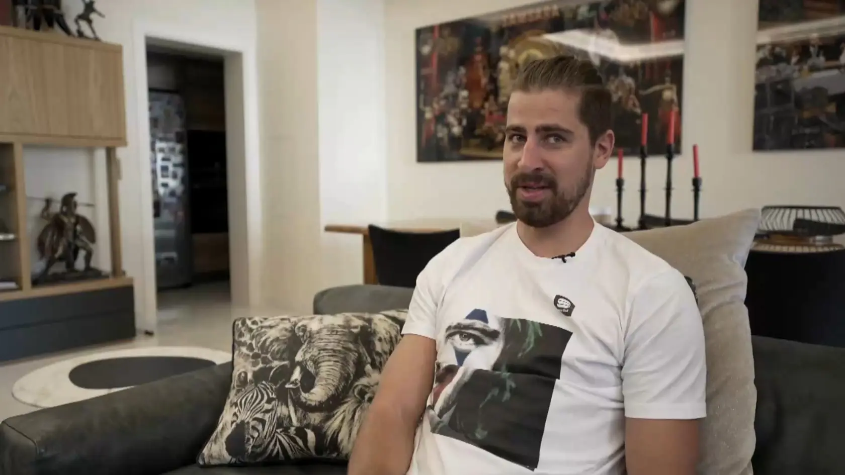 Peter Sagan odhalil súkromie a ukázal pre Markízu fanúšikom jeho bývanie v Monaku.
