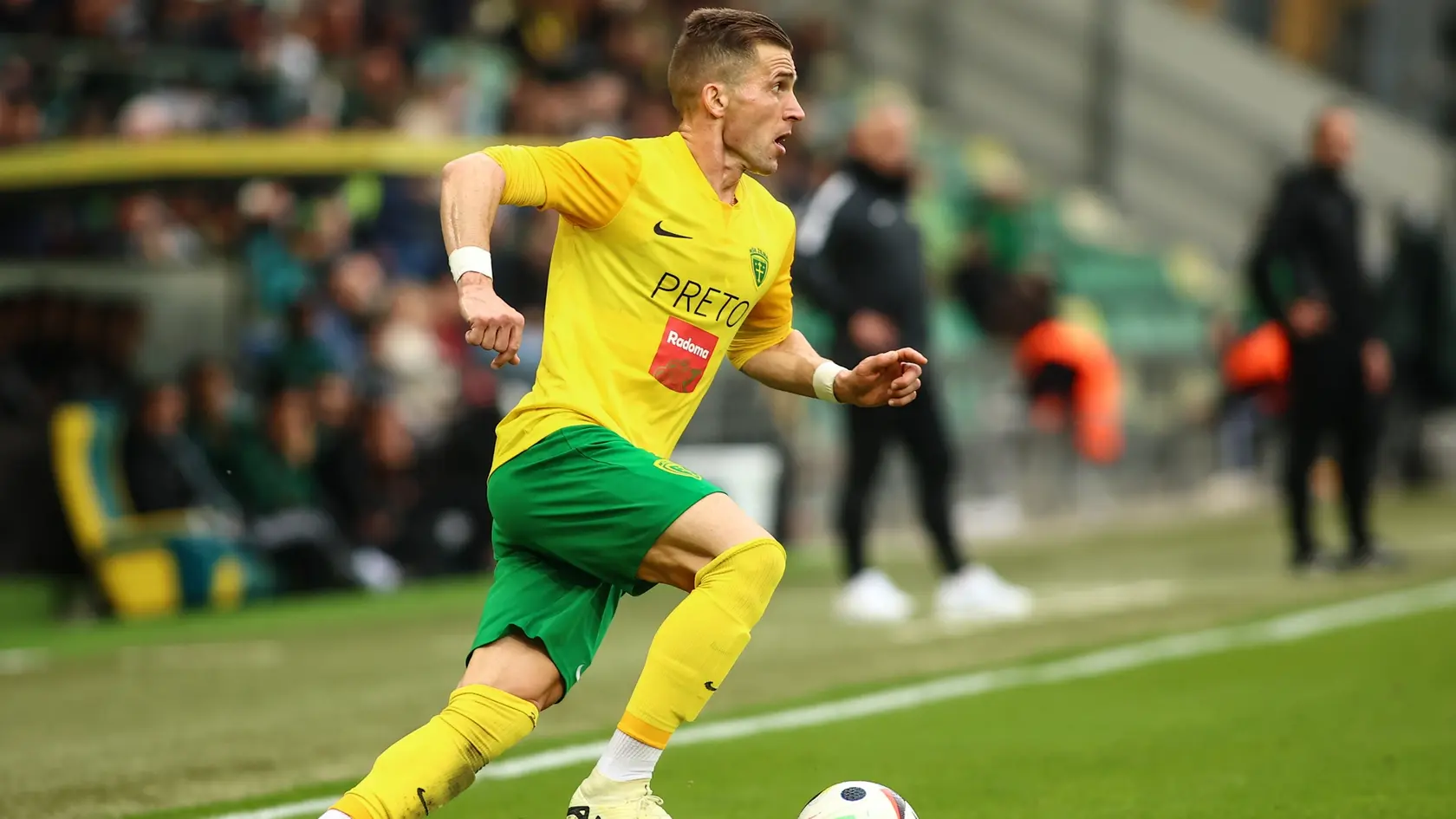 Skúsený slovenský futbalista Peter Pekarík ešte na jeseň pôsobil v Žiline.