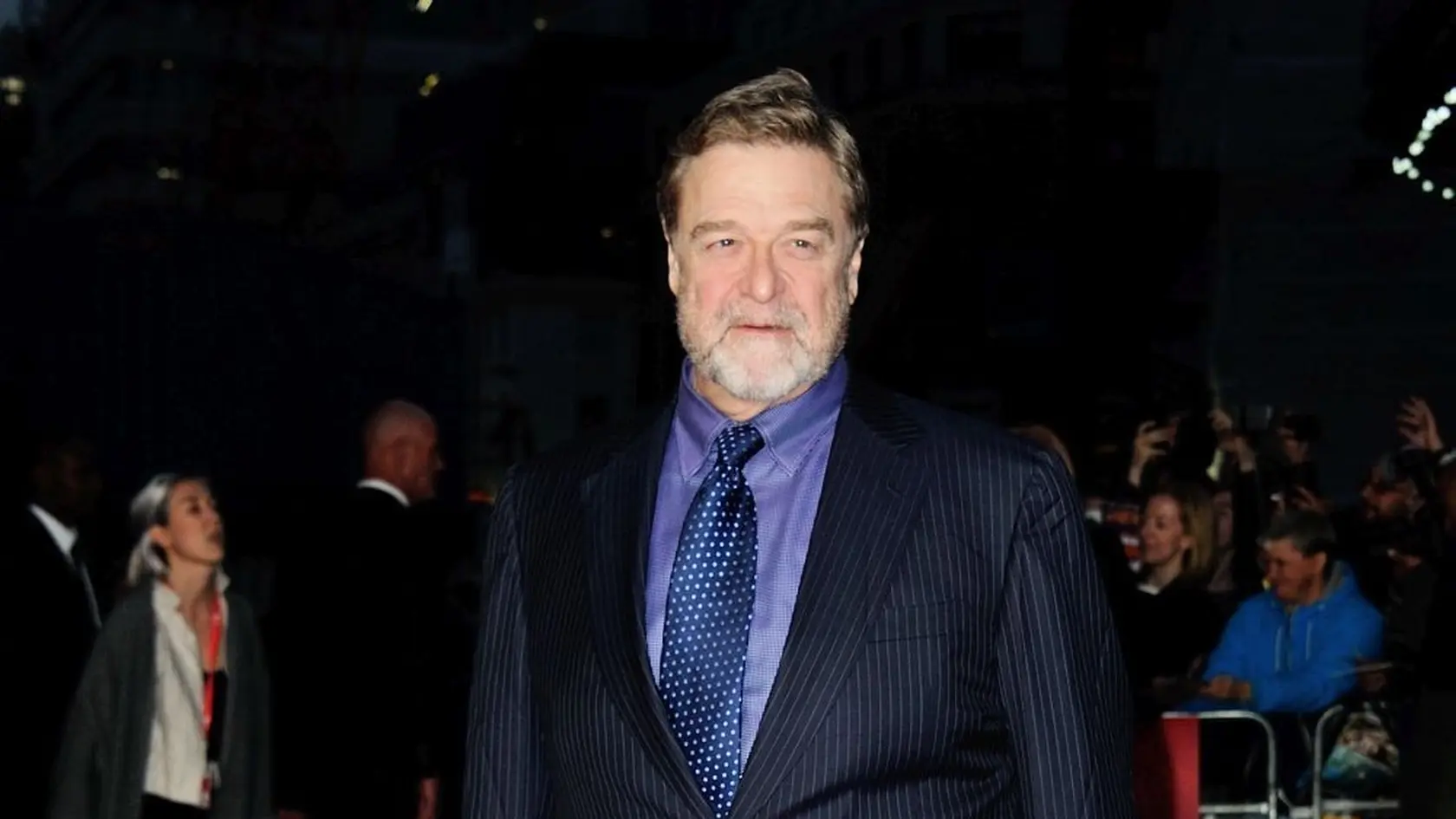 Vynovený John Goodman vyzerá o 20 rokov mladšie.