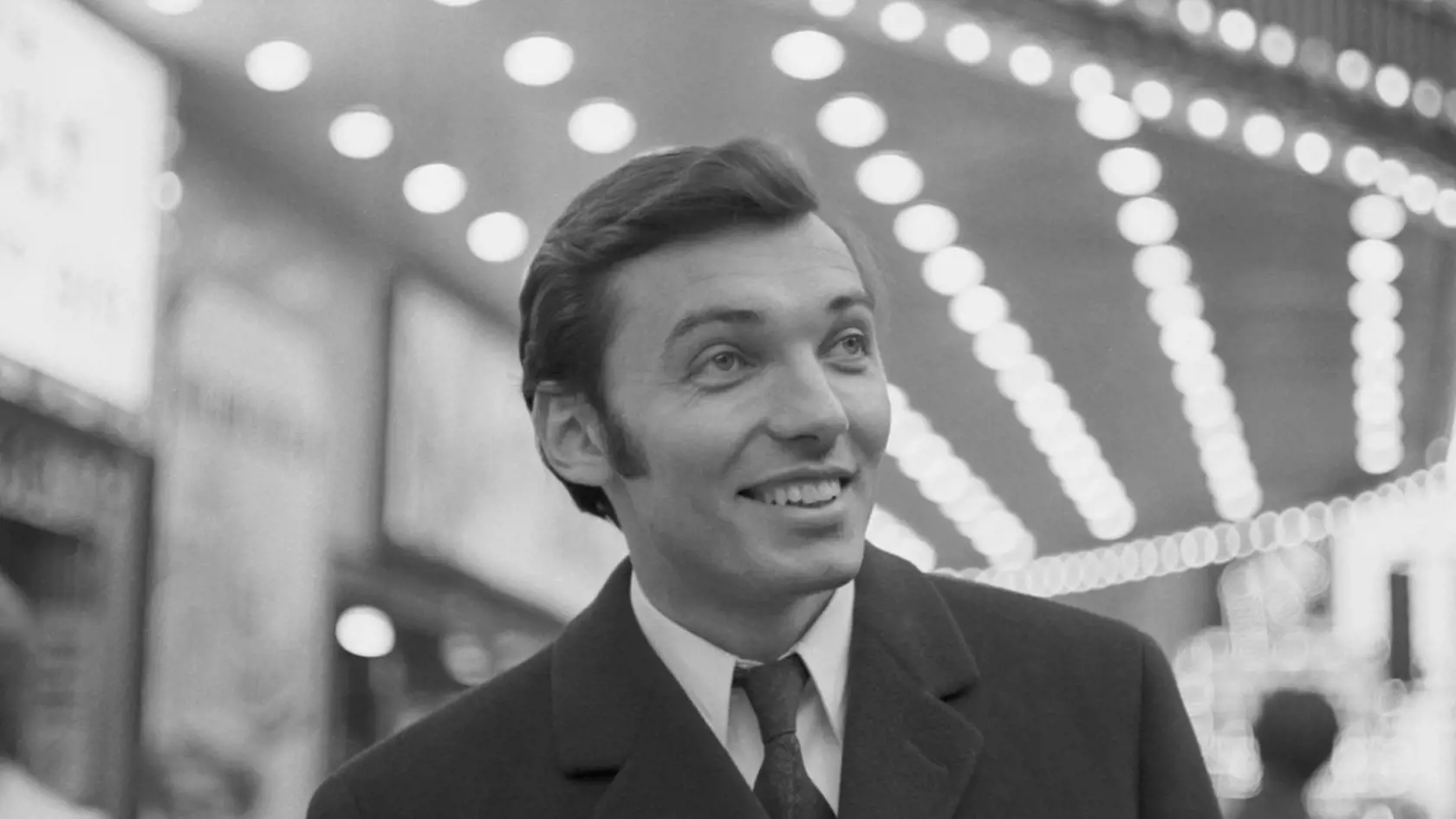 Božský Karel Gott za mlada