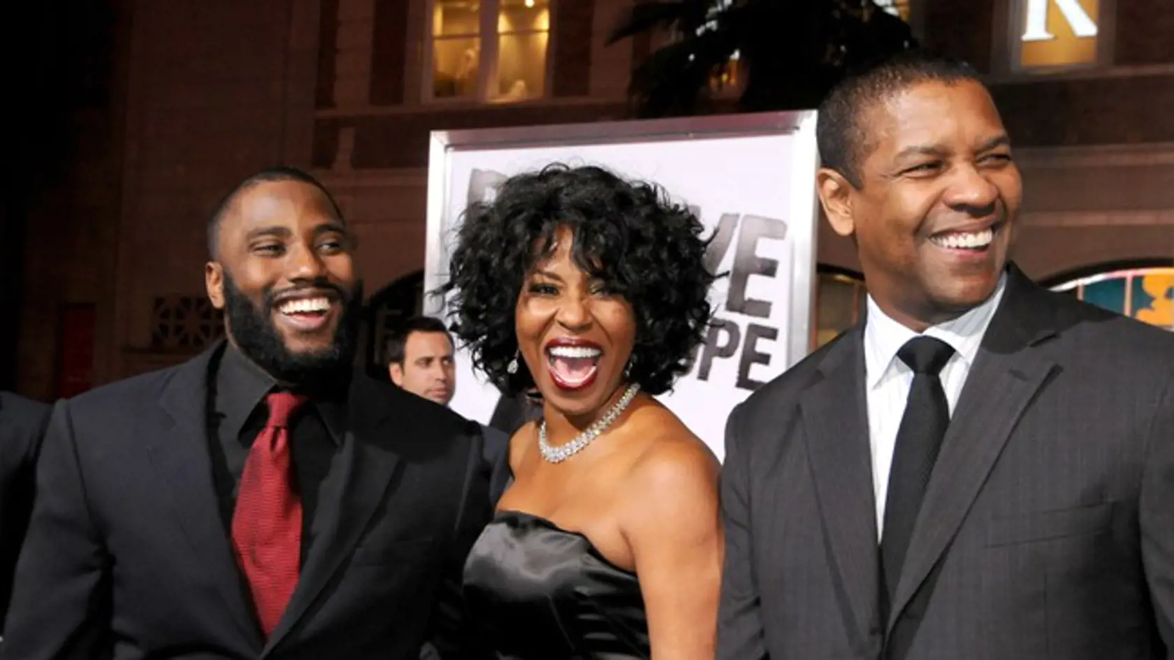 John David Washington je synom Denzela Washingtona a v ostatnom roku hral dve filmové úlohy. Obe mu vyniesli nomináciu na Zlatý glóbus.