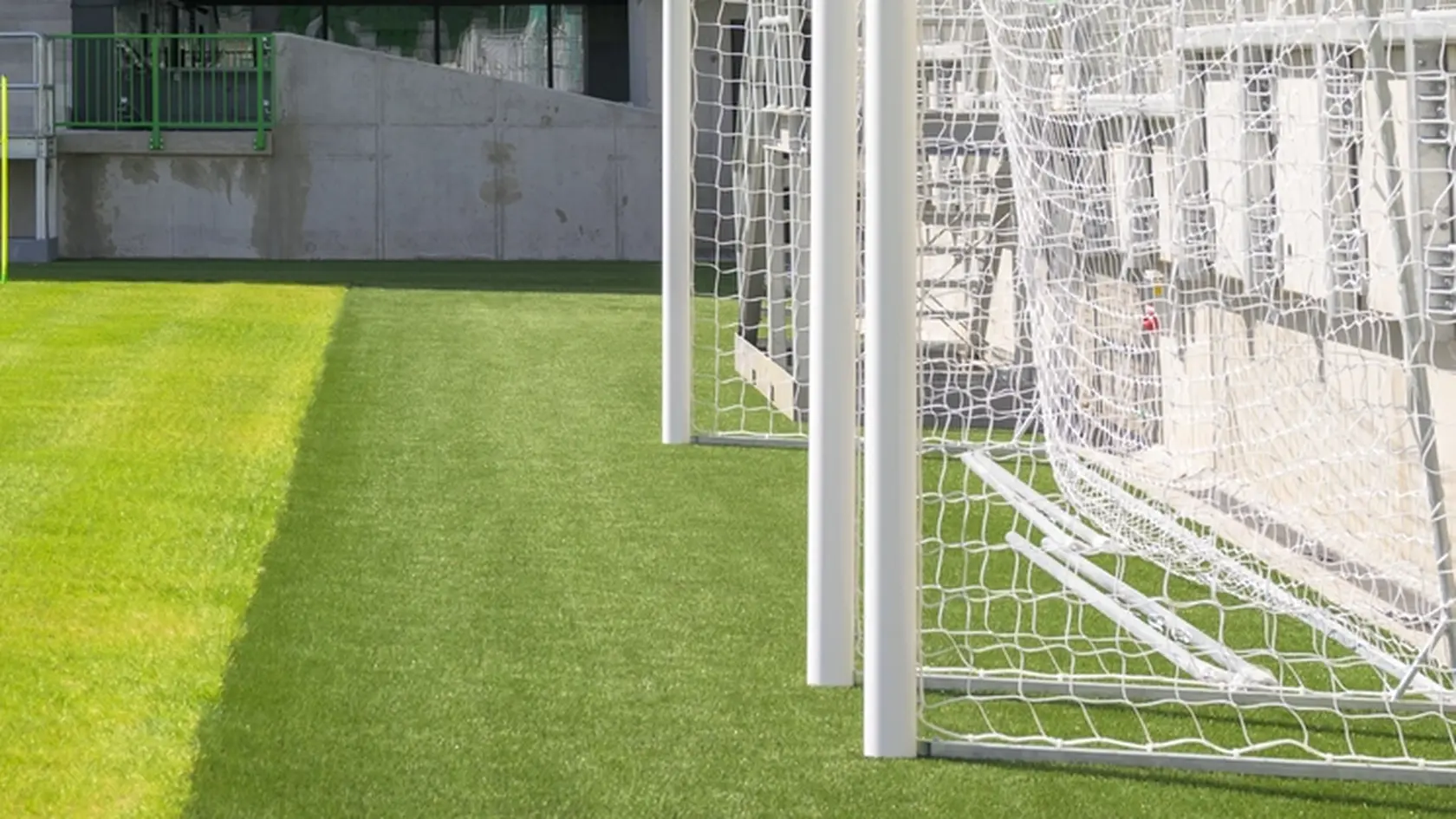 Na snímke západná tribúna na novom futbalovom štadióne Futbal Tatran Aréna (FTA) v Prešove v stredu 16. apríla 2025. Štadión v Prešove bude jedným z dejísk tohtoročných Majstrovstiev Európy futbalistov do 21 rokov. Európsky šampionát sa uskutoční v ôsmich slovenských mestách od 11. do 28. júna. FOTO TASR - Veronika Mihaliková